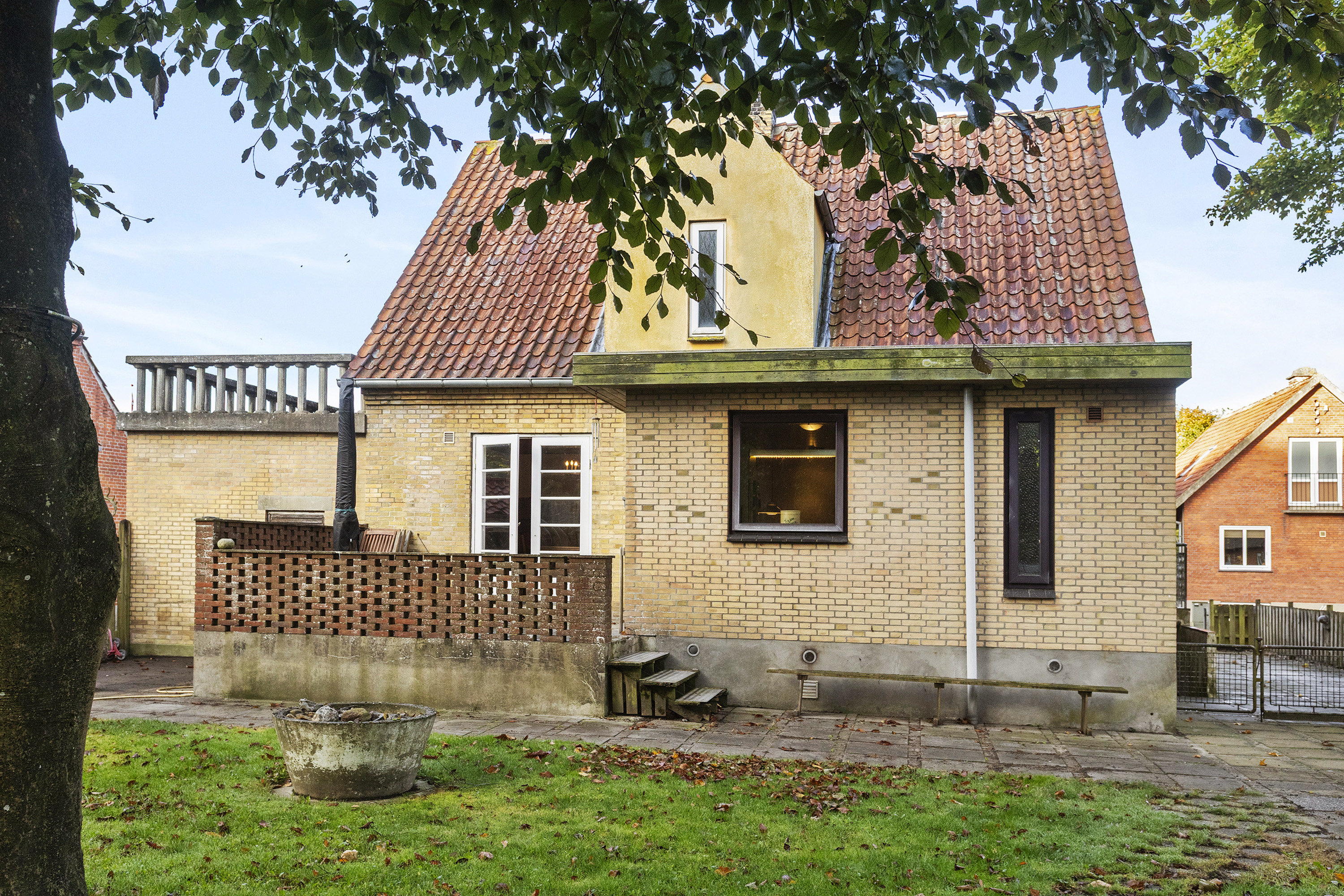 Fremhævet ejendommen billede i fuldskærmstilstand. Billede af Østre Alle 4, 6650 Brørup