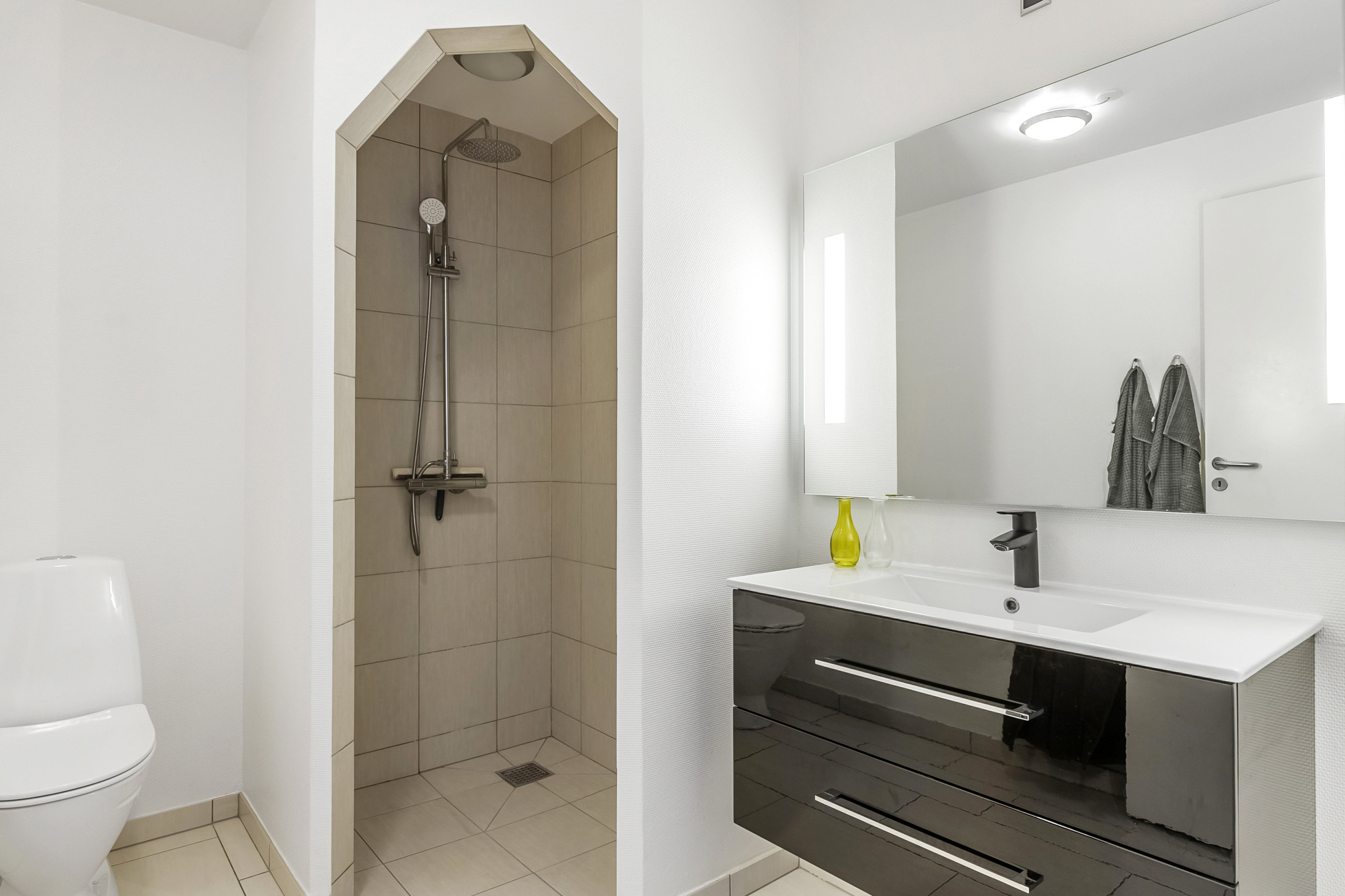 Fremhævet badeværelse billede i fuldskærmstilstand. Billede af Kildeagervej 234, 8361 Hasselager