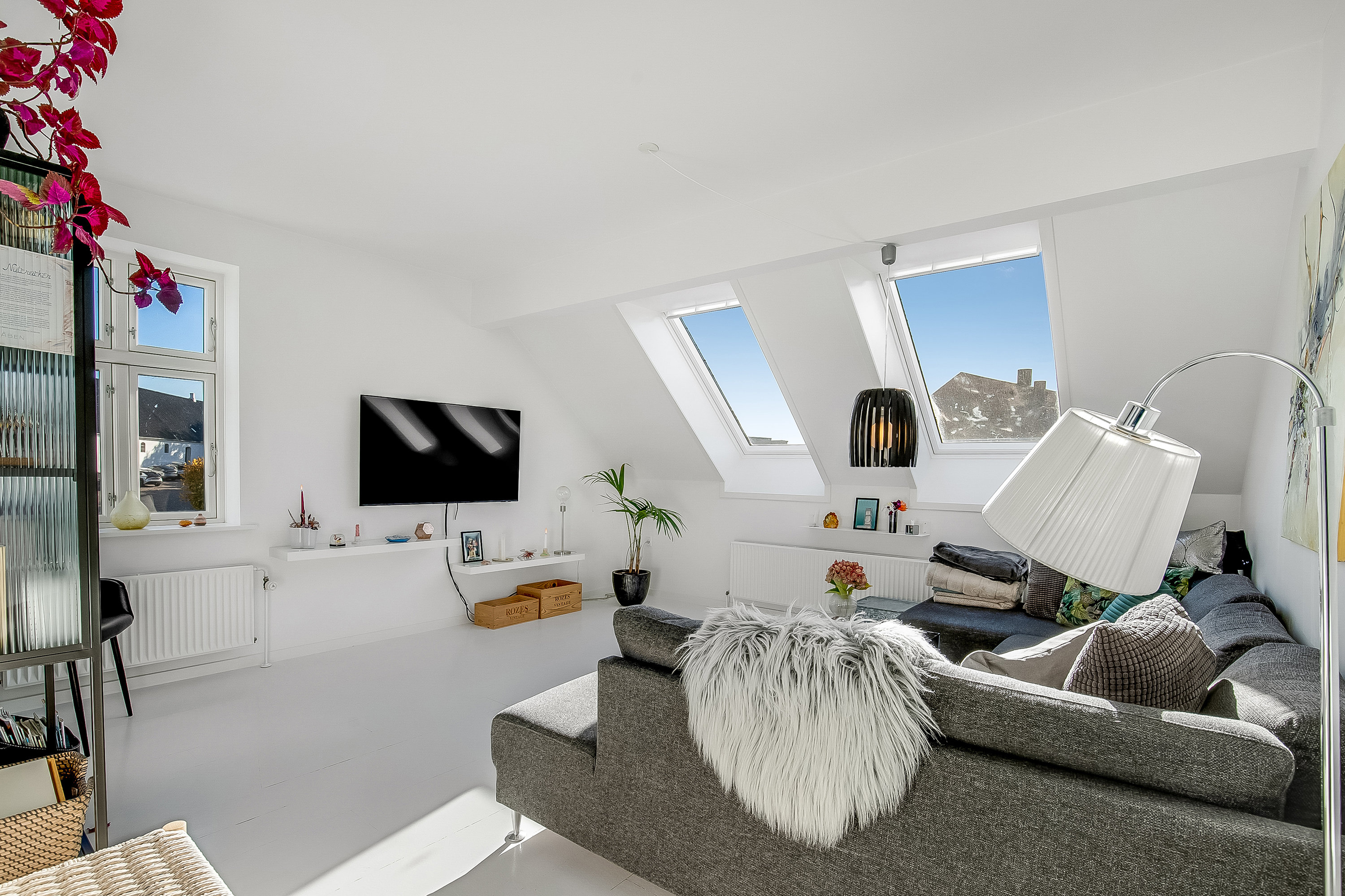 Fremhævet stue billede i fuldskærmstilstand. Billede af Markdanersgade 7, 2. 203., 6000 Kolding