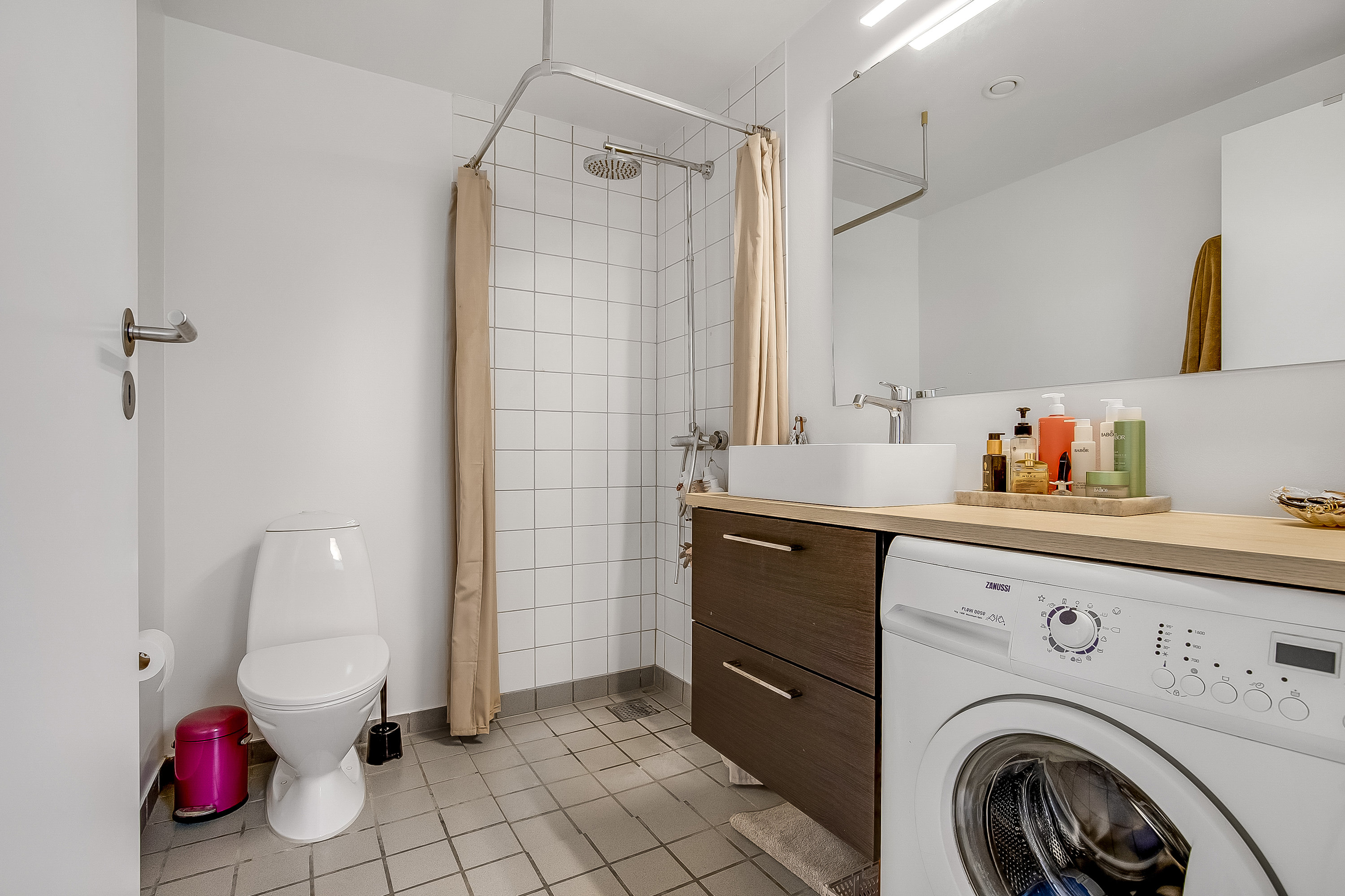 Fremhævet badeværelse billede i fuldskærmstilstand. Billede af Markdanersgade 7, 2. 203., 6000 Kolding