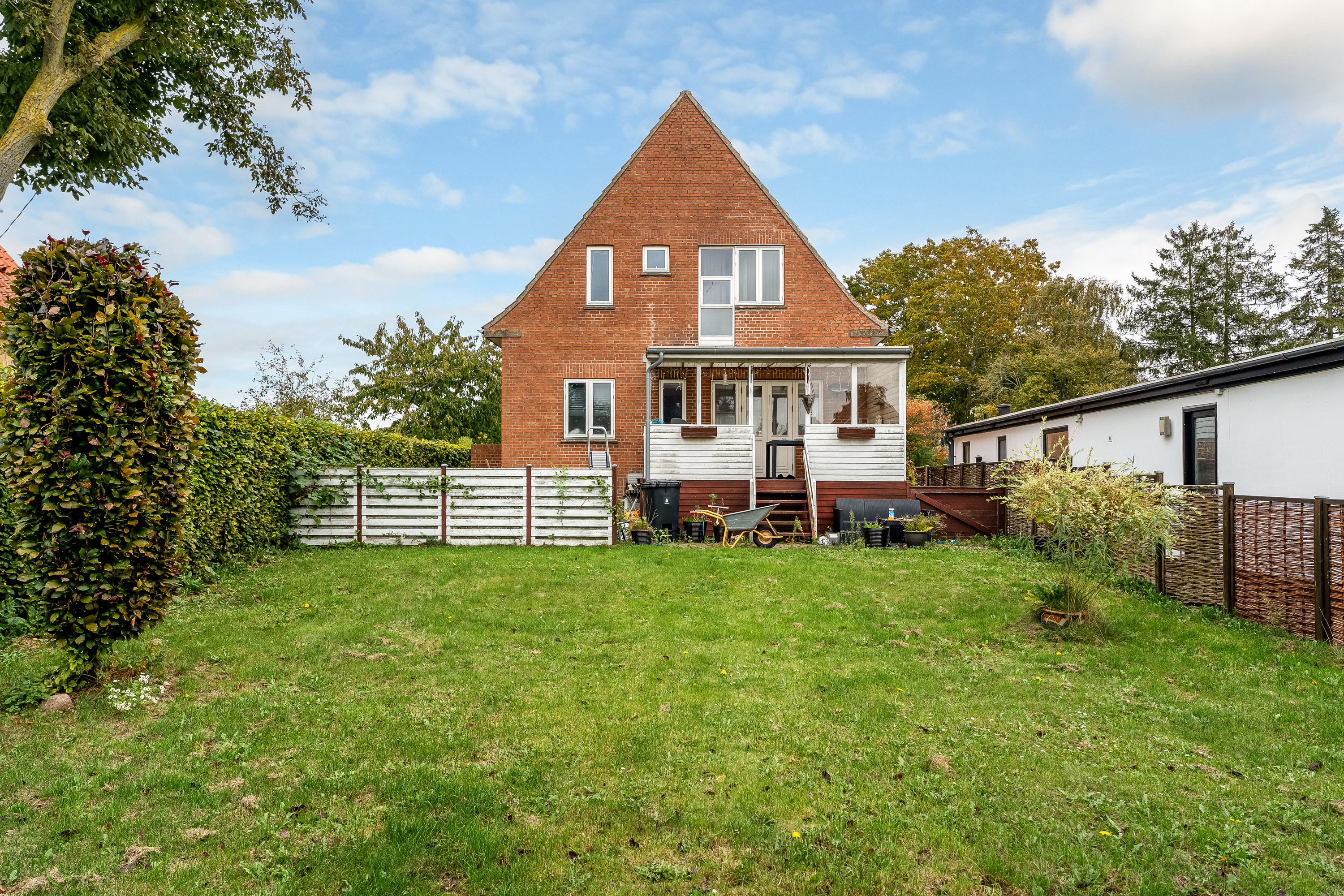 Fremhævet facade billede i fuldskærmstilstand. Billede af Maglemervej 33, 4930 Maribo