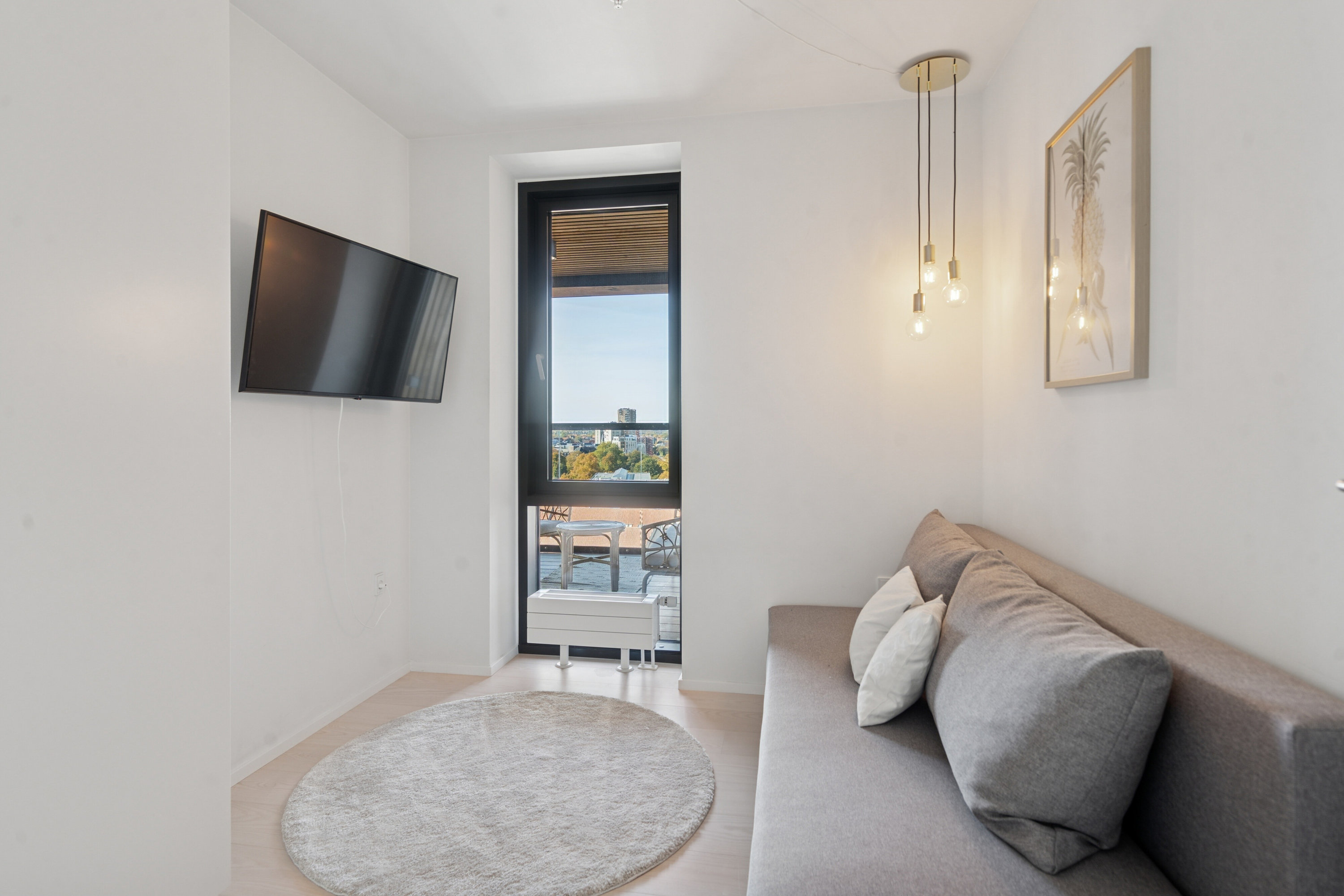 Fremhævet soveværelse billede i fuldskærmstilstand. Billede af Odeons Kvarter 21, 10. tv., 5000 Odense C