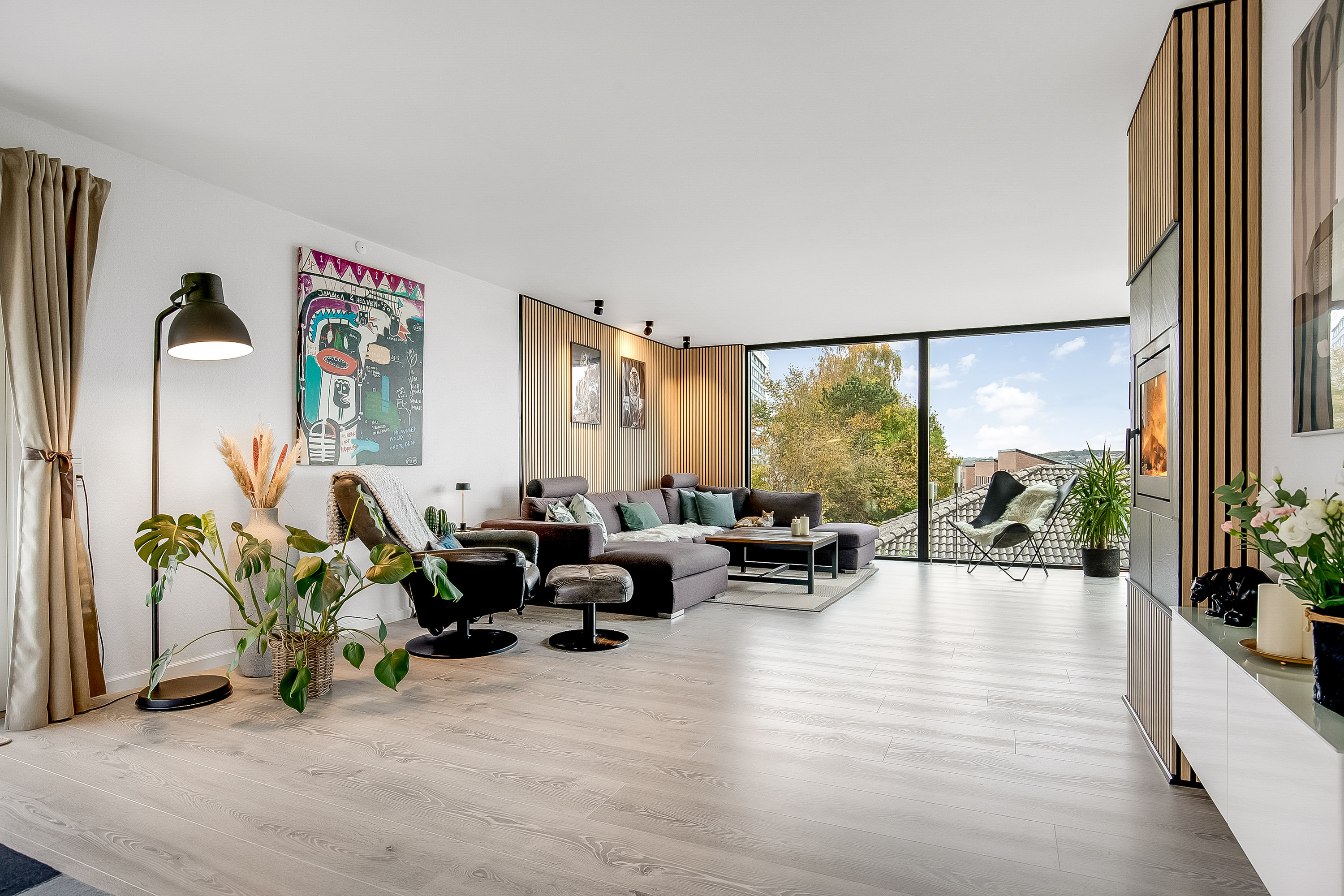 Fremhævet stue billede i fuldskærmstilstand. Billede af Vangen 12C, Tved, 6000 Kolding