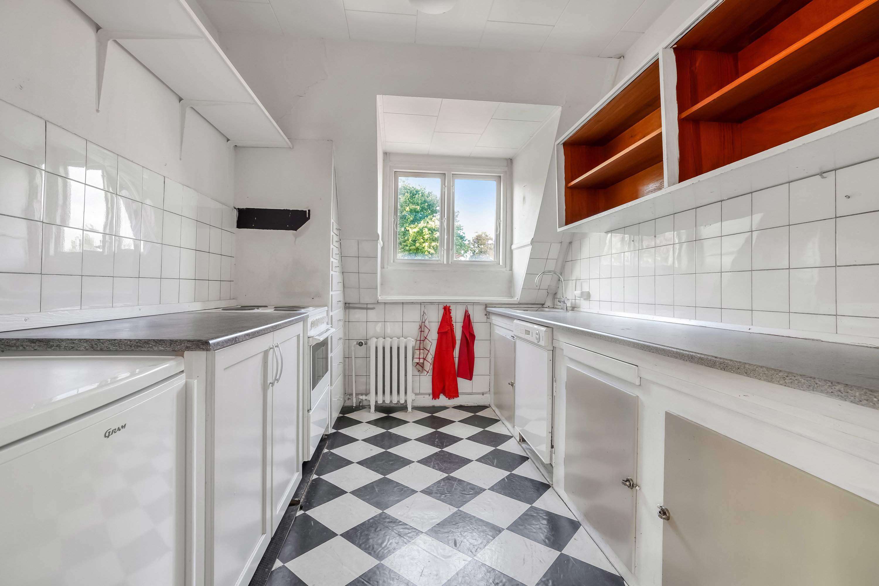 Fremhævet køkken billede i fuldskærmstilstand. Billede af Hjallesevej 125, 5230 Odense M