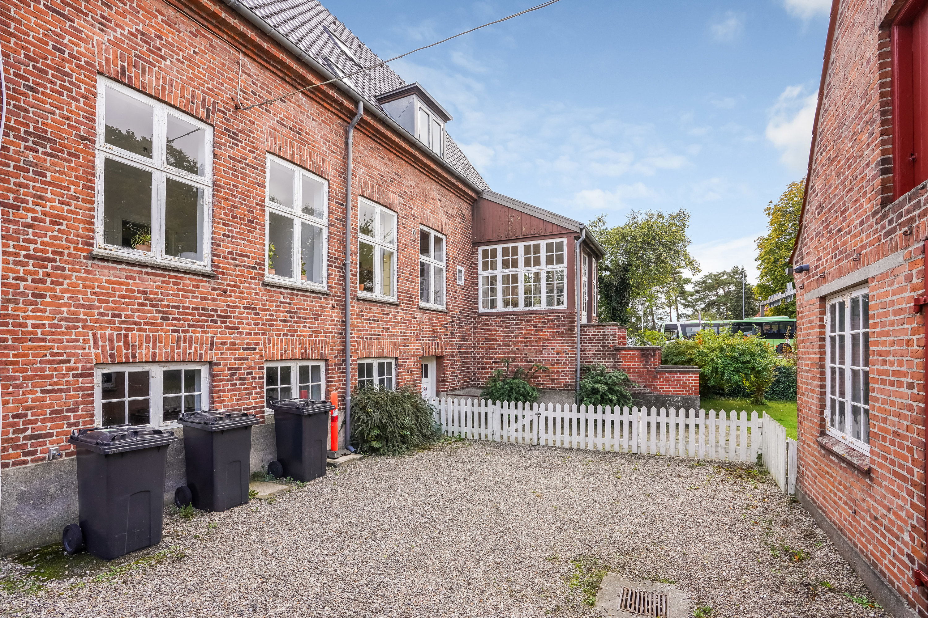 Fremhævet ejendommen billede i fuldskærmstilstand. Billede af Hjallesevej 125, 5230 Odense M