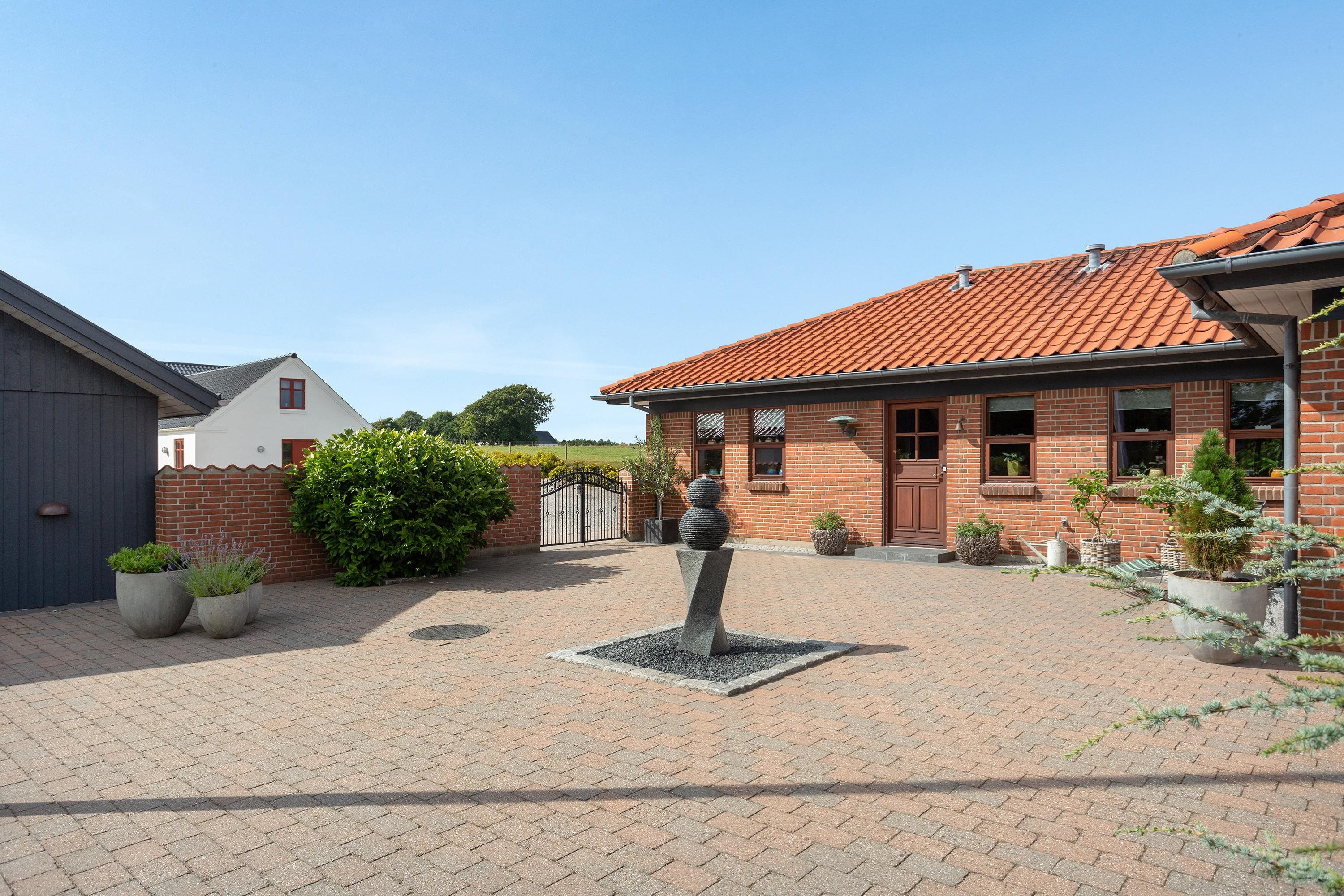 Fremhævet ejendommen billede i fuldskærmstilstand. Billede af Eskærvej 10, Mejling, 9900 Frederikshavn