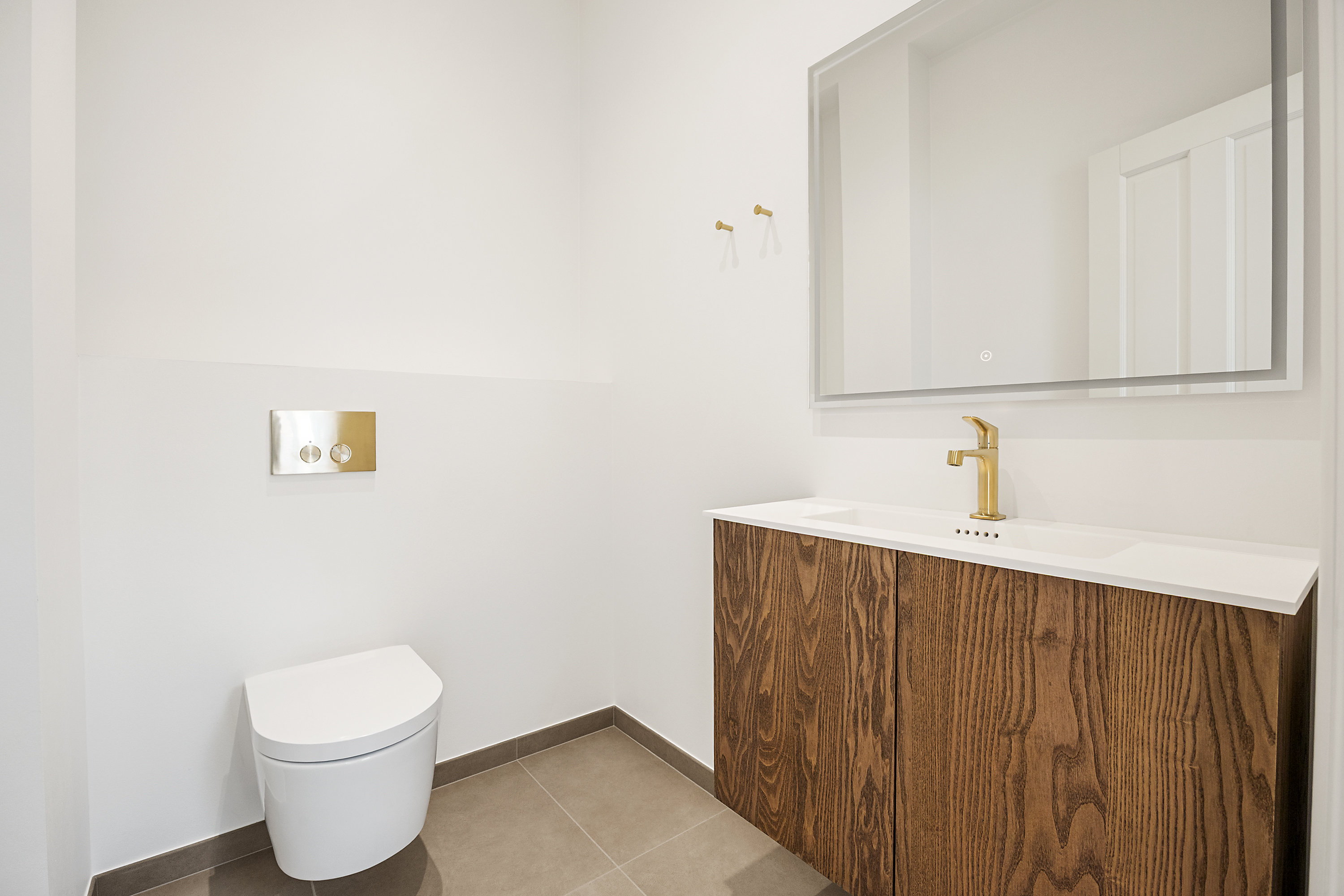 Fremhævet toilet billede i fuldskærmstilstand. Billede af Klosterstræde 3, 4. 3., 1157 København K