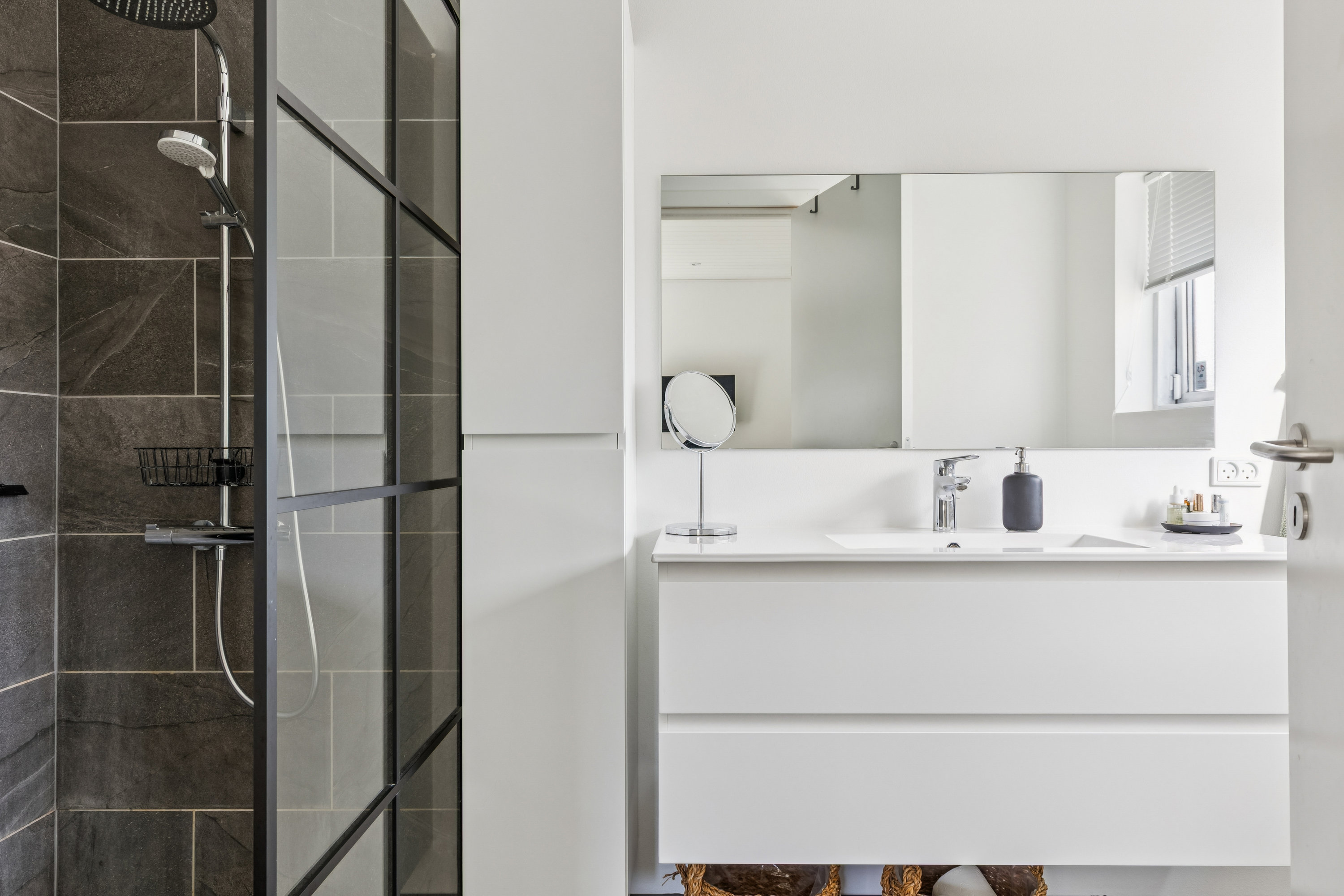 Fremhævet  billede i fuldskærmstilstand. Billede af Perikumvej 6, 4573 Højby