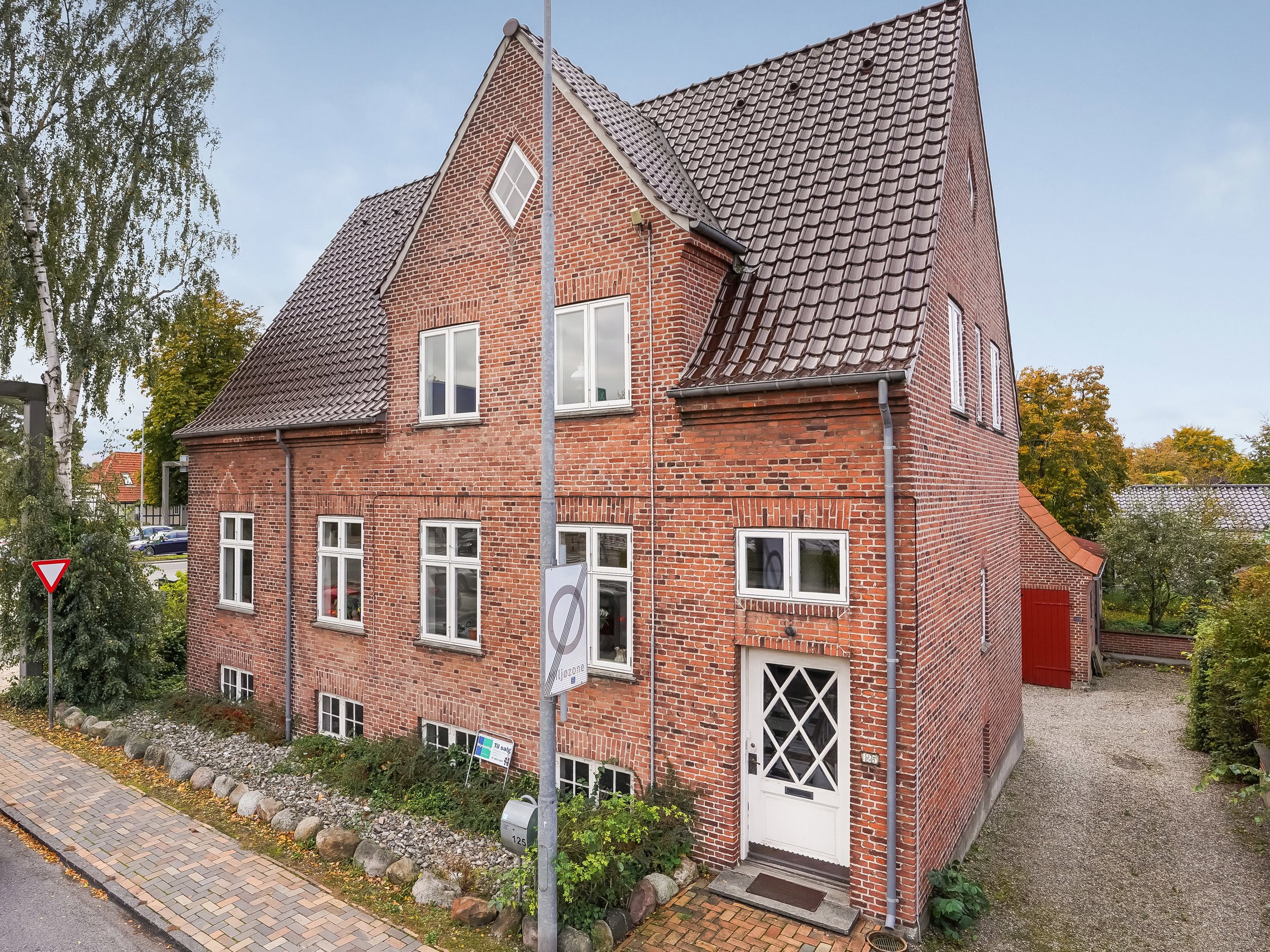 Fremhævet ejendommen billede i fuldskærmstilstand. Billede af Hjallesevej 125, 5230 Odense M