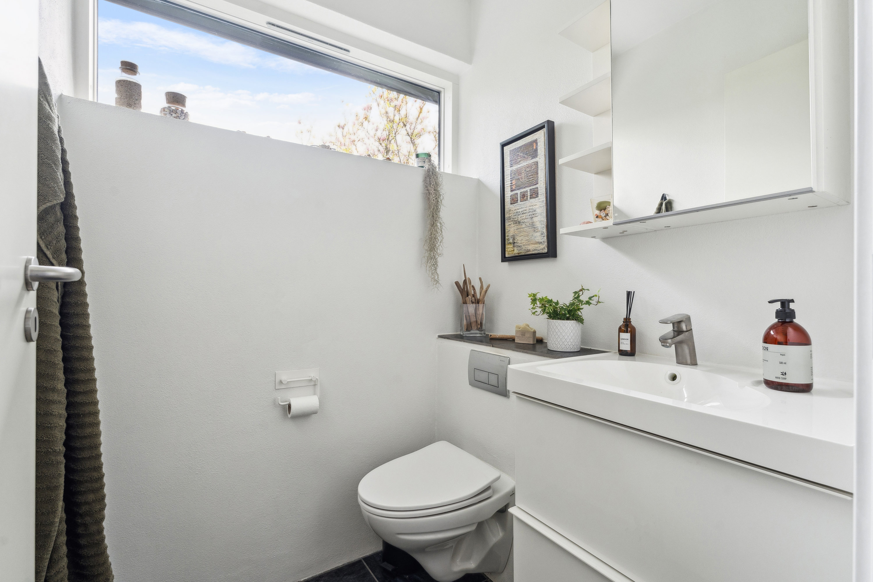 Fremhævet  billede i fuldskærmstilstand. Billede af Frødingsvej 1, Over Hornbæk, 8920 Randers NV