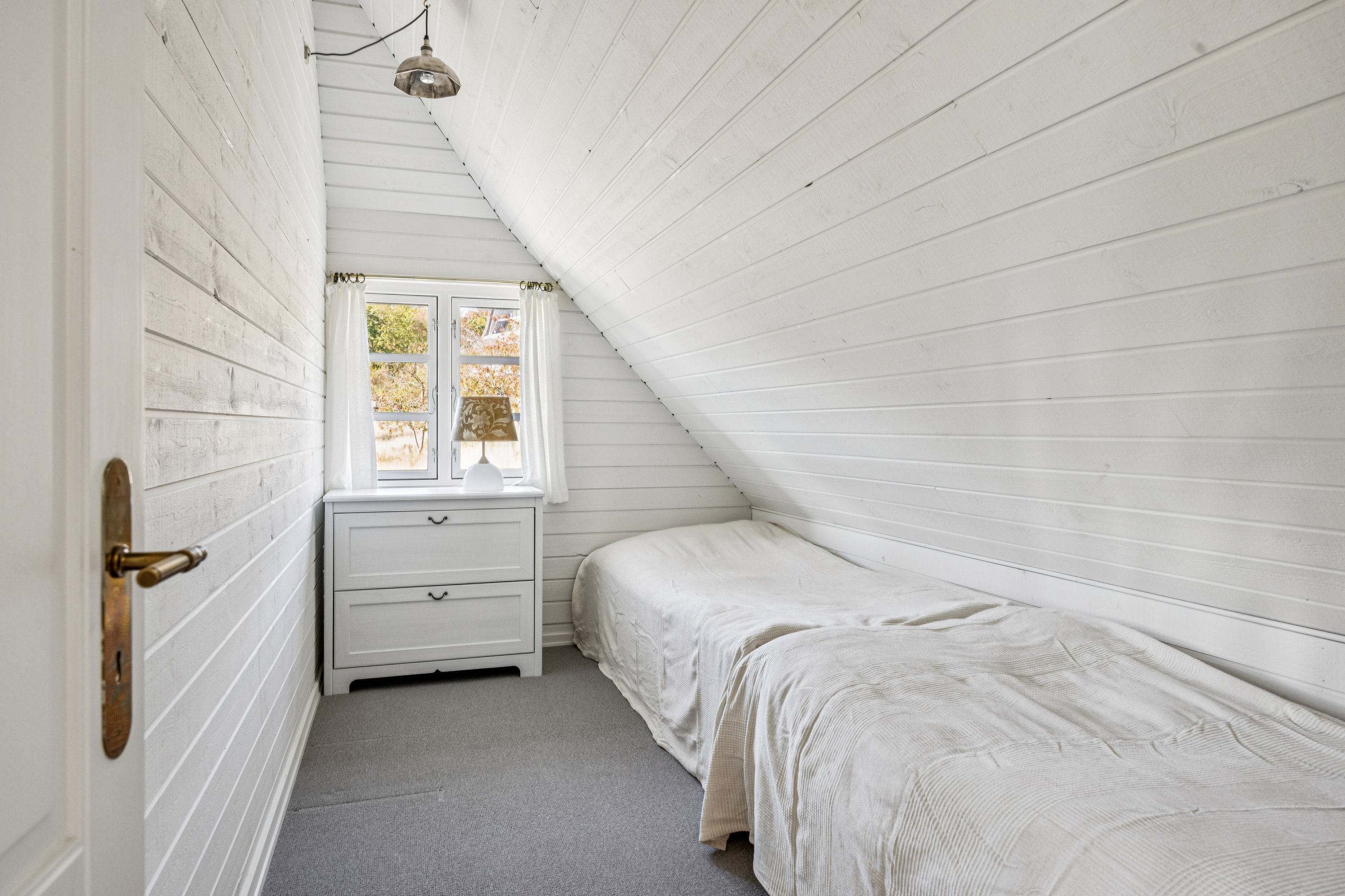 Fremhævet badeværelse billede i fuldskærmstilstand. Billede af Hybenvej 7, Fuglsø Strand, 8400 Ebeltoft