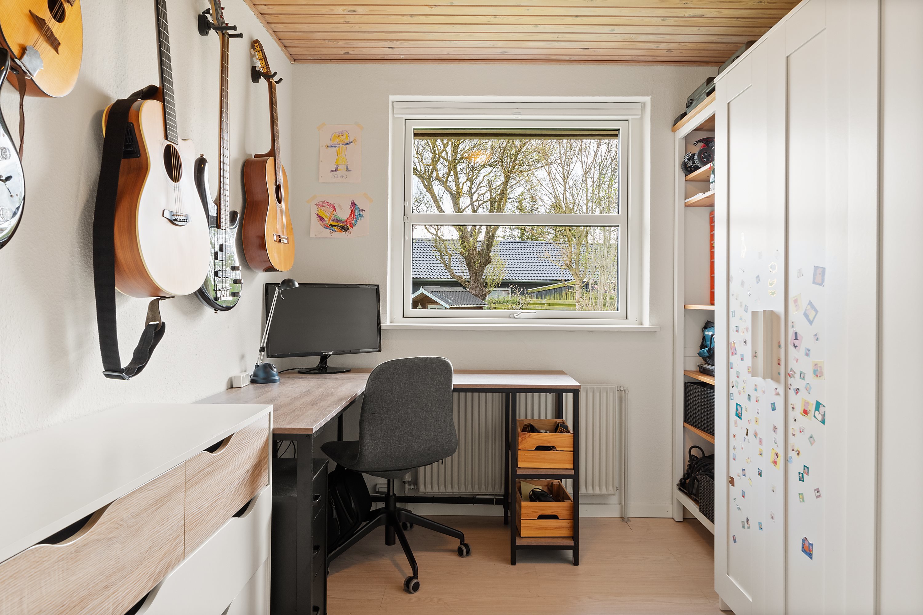 Fremhævet værelse billede i fuldskærmstilstand. Billede af Byvænget 17, Stavtrup, 8260 Viby J