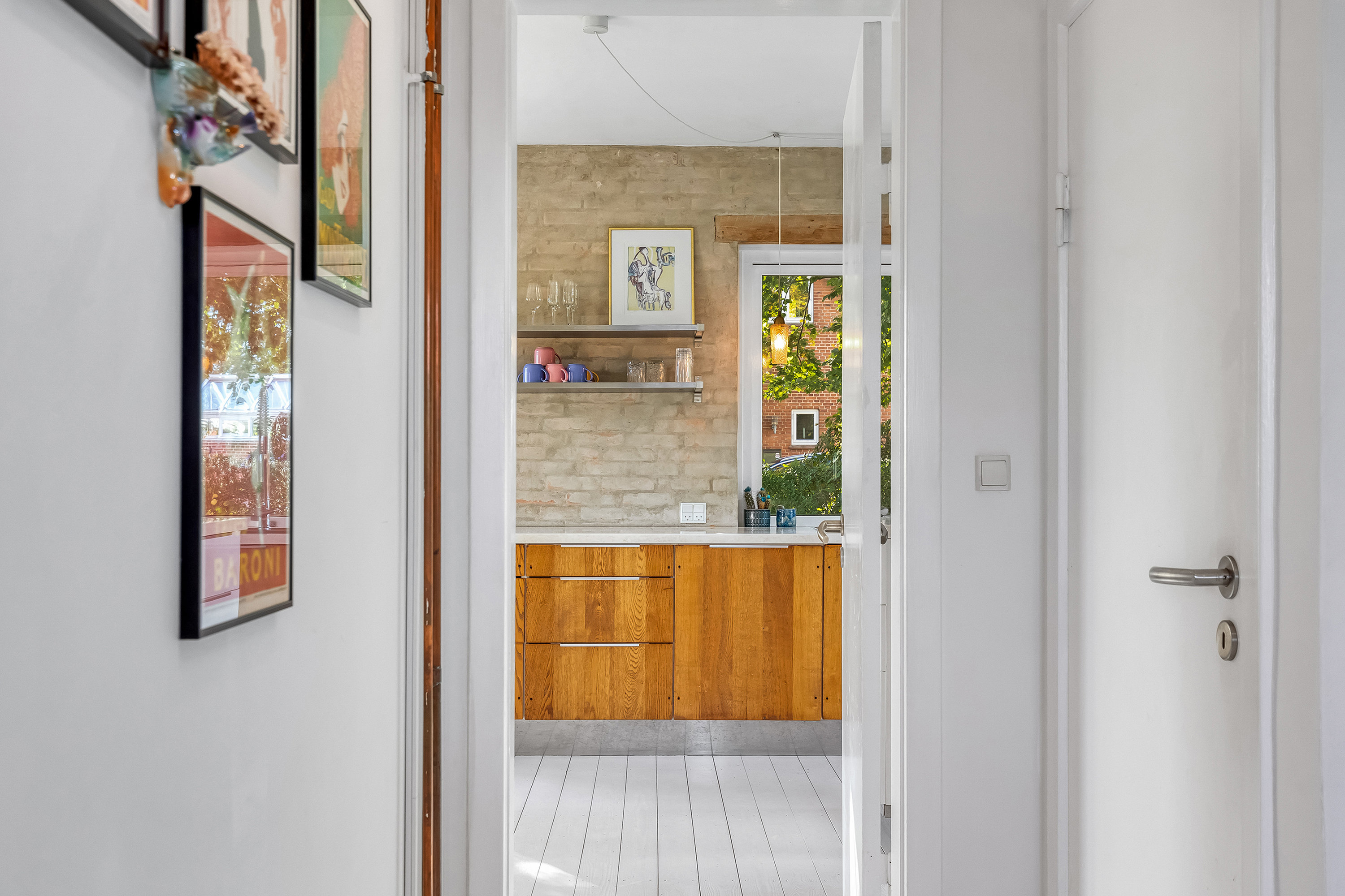 Fremhævet entré billede i fuldskærmstilstand. Billede af Degnebakken 24, 4050 Skibby