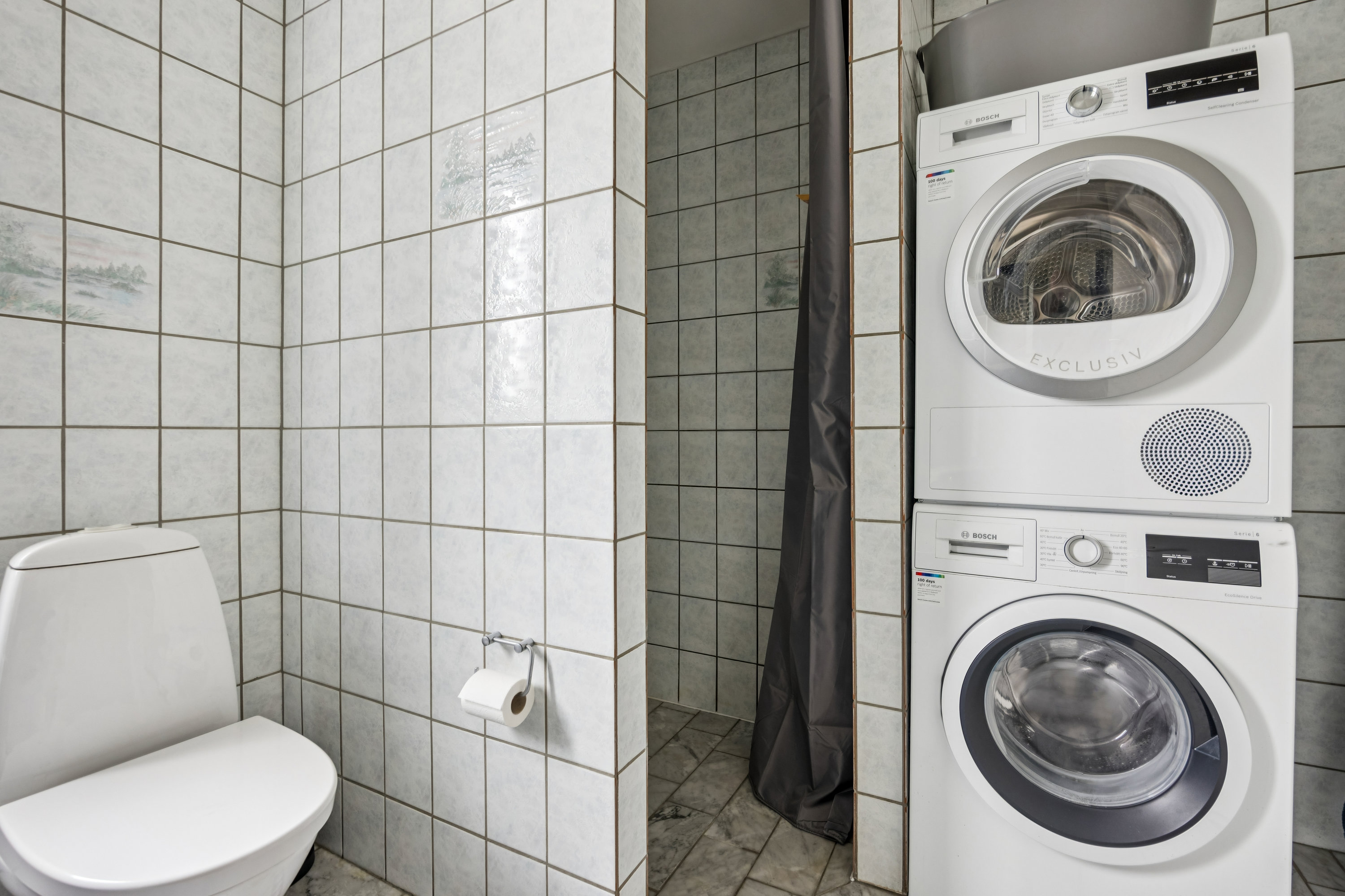 Fremhævet badeværelse billede i fuldskærmstilstand. Billede af Egernvej 13, 9510 Arden