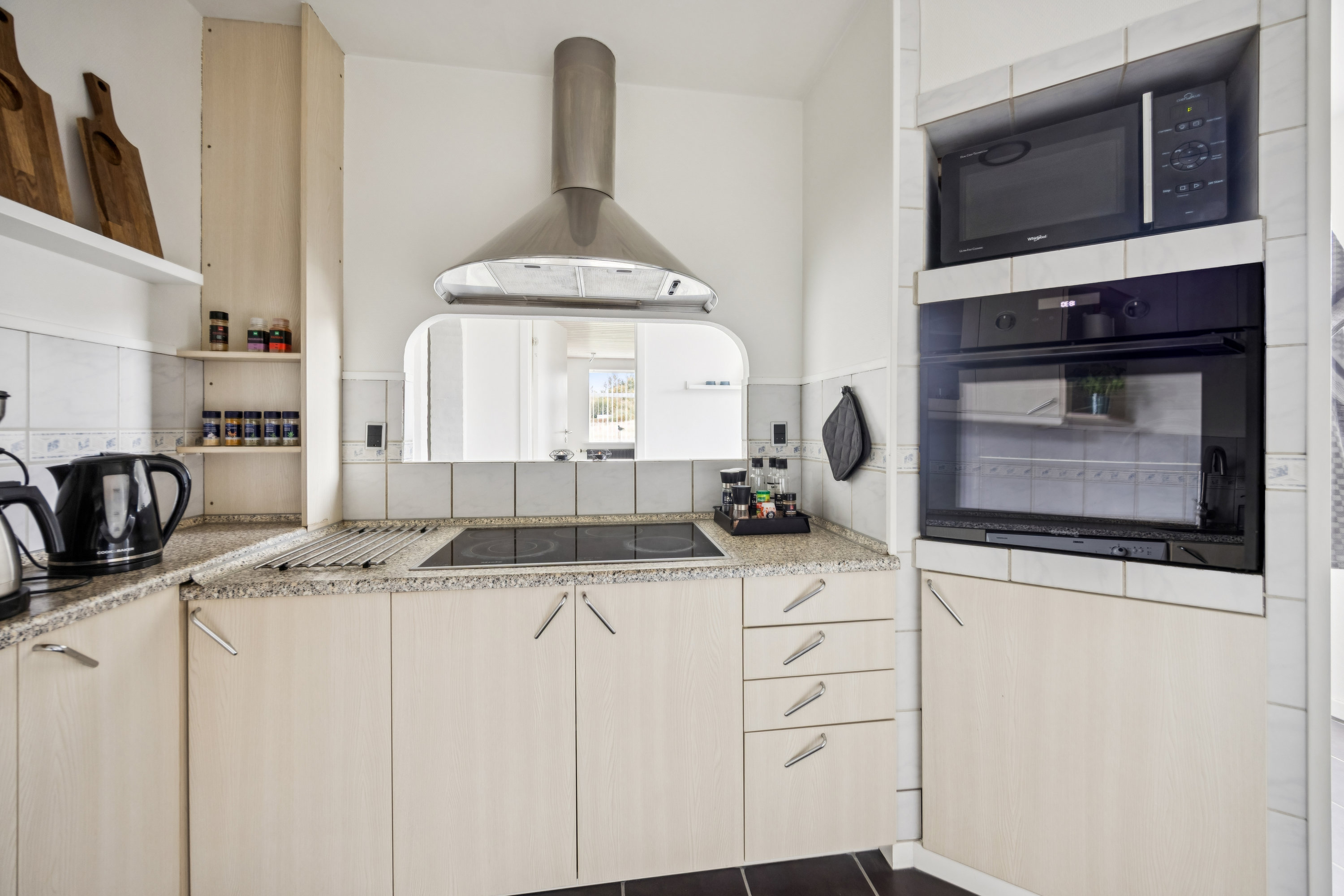 Fremhævet køkken billede i fuldskærmstilstand. Billede af Egernvej 13, 9510 Arden