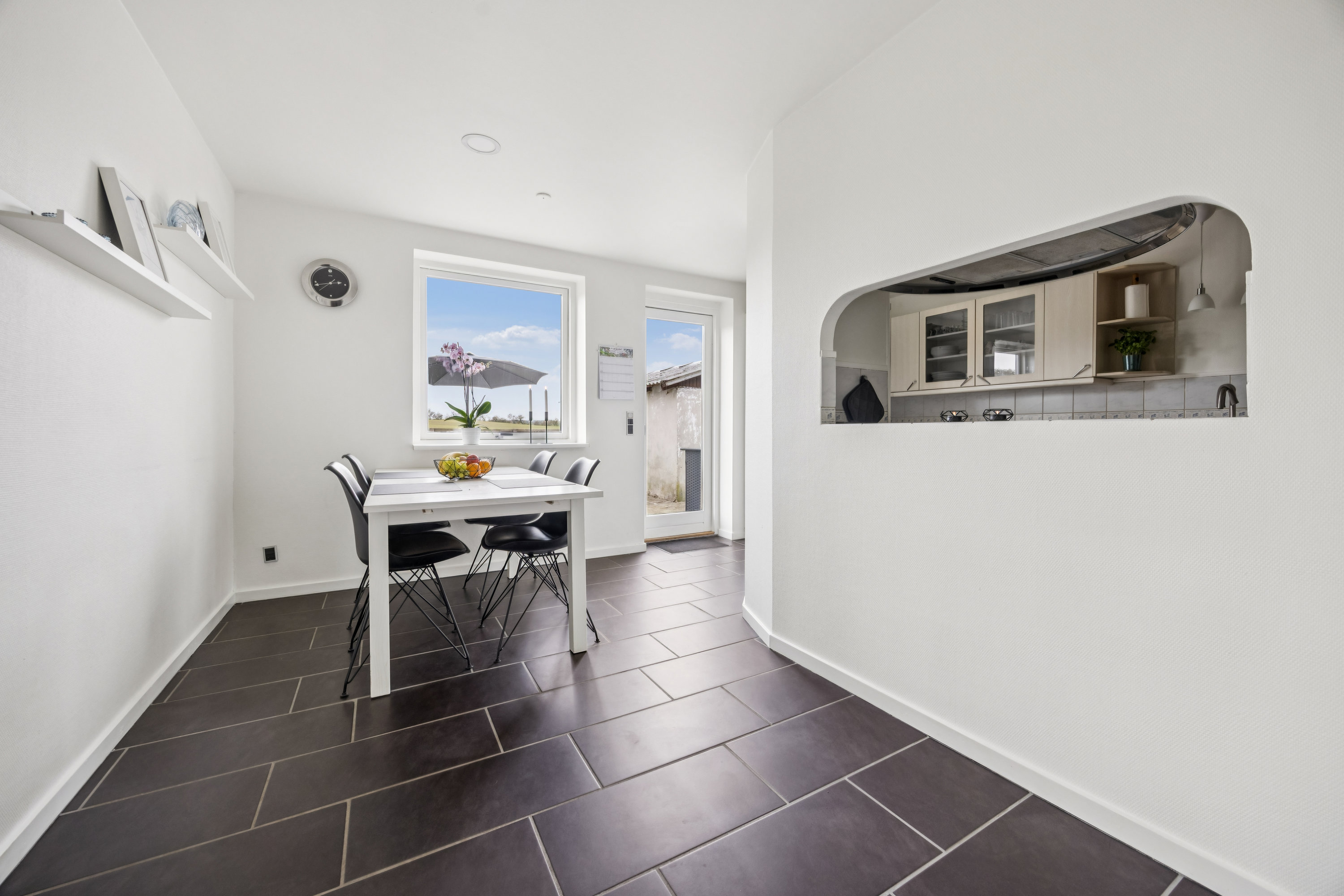 Fremhævet alrum billede i fuldskærmstilstand. Billede af Egernvej 13, 9510 Arden