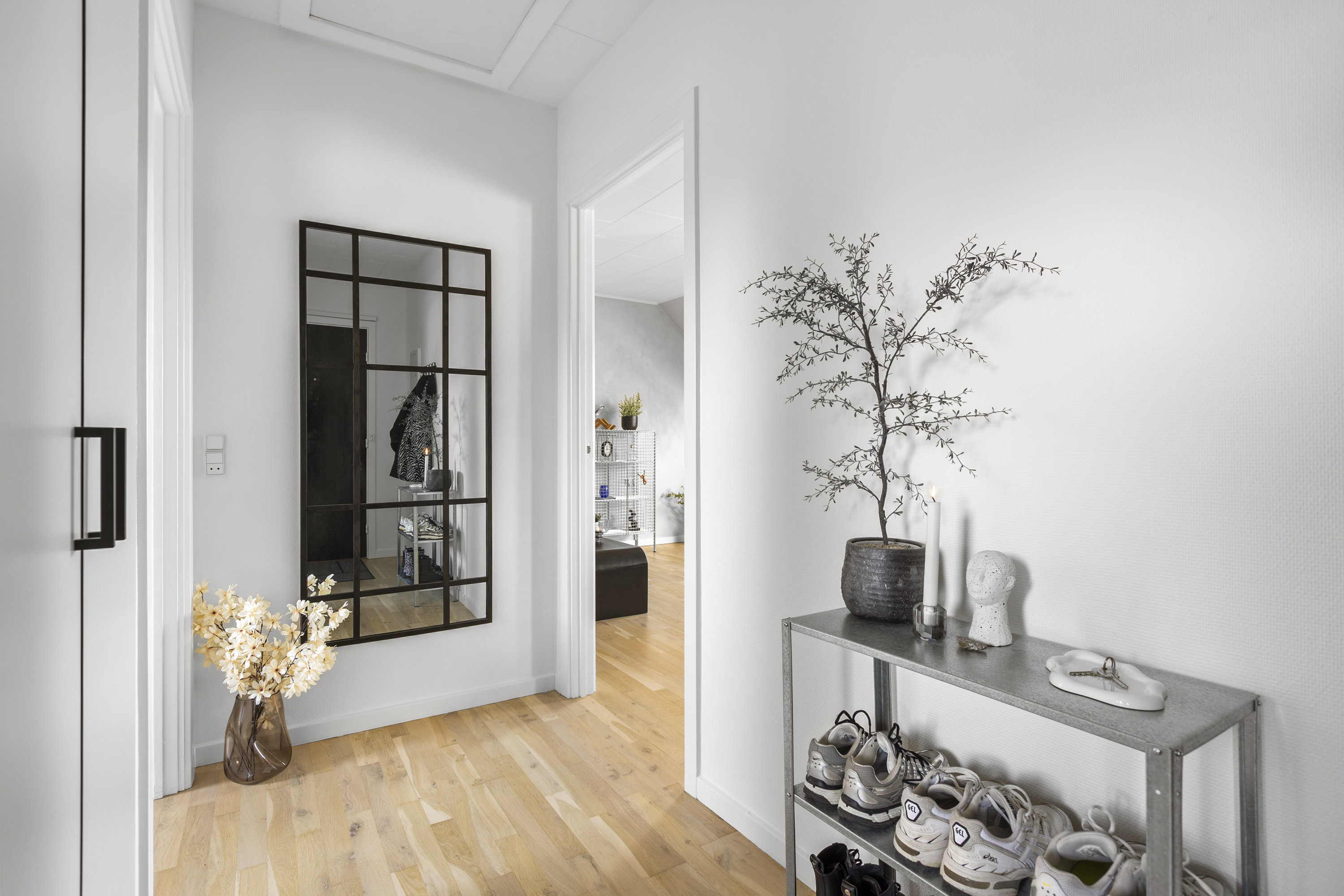 Fremhævet entré billede i fuldskærmstilstand. Billede af Søndergade 14, 2. tv., 4180 Sorø