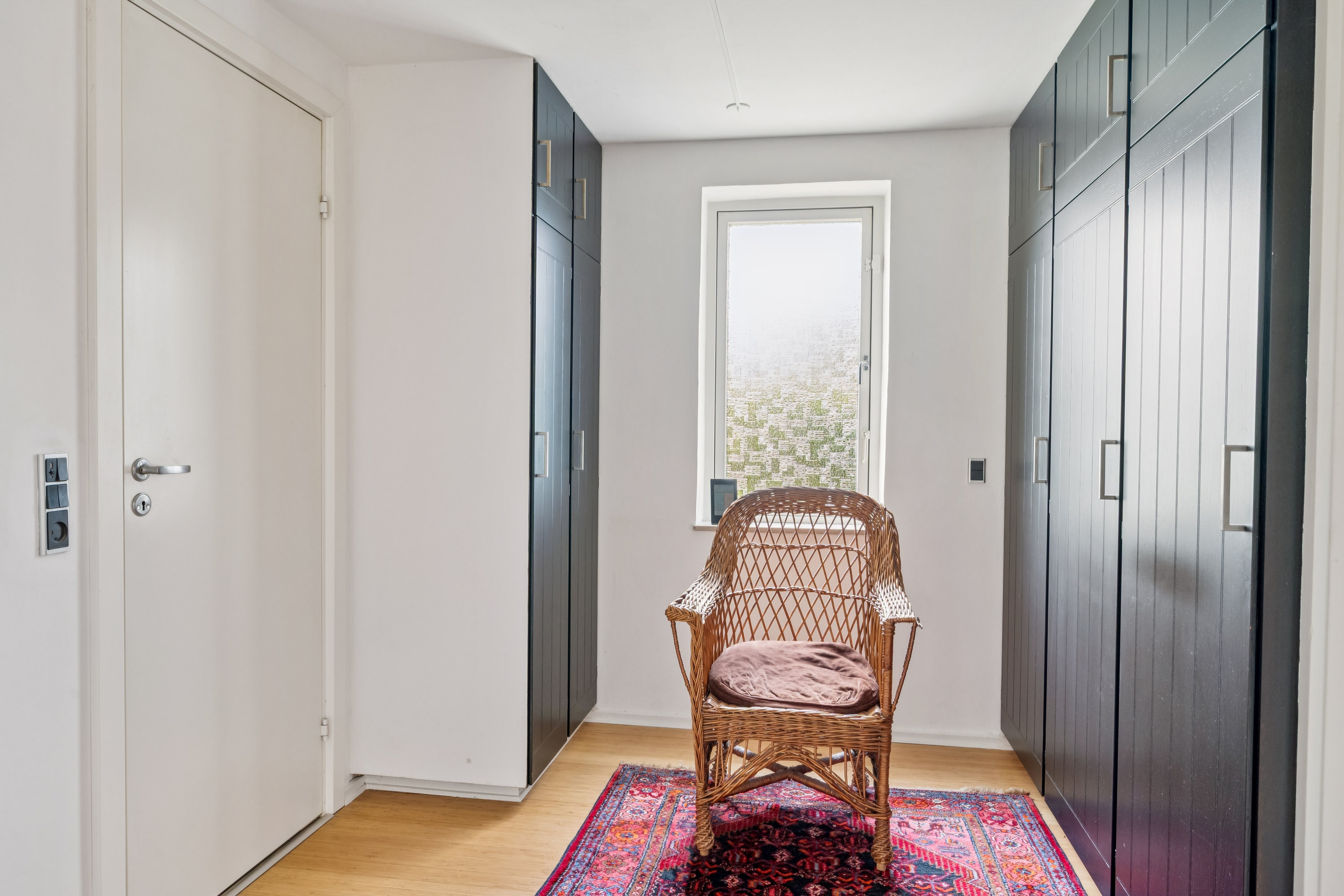 Fremhævet entré billede i fuldskærmstilstand. Billede af Rønvangen 62, 8382 Hinnerup