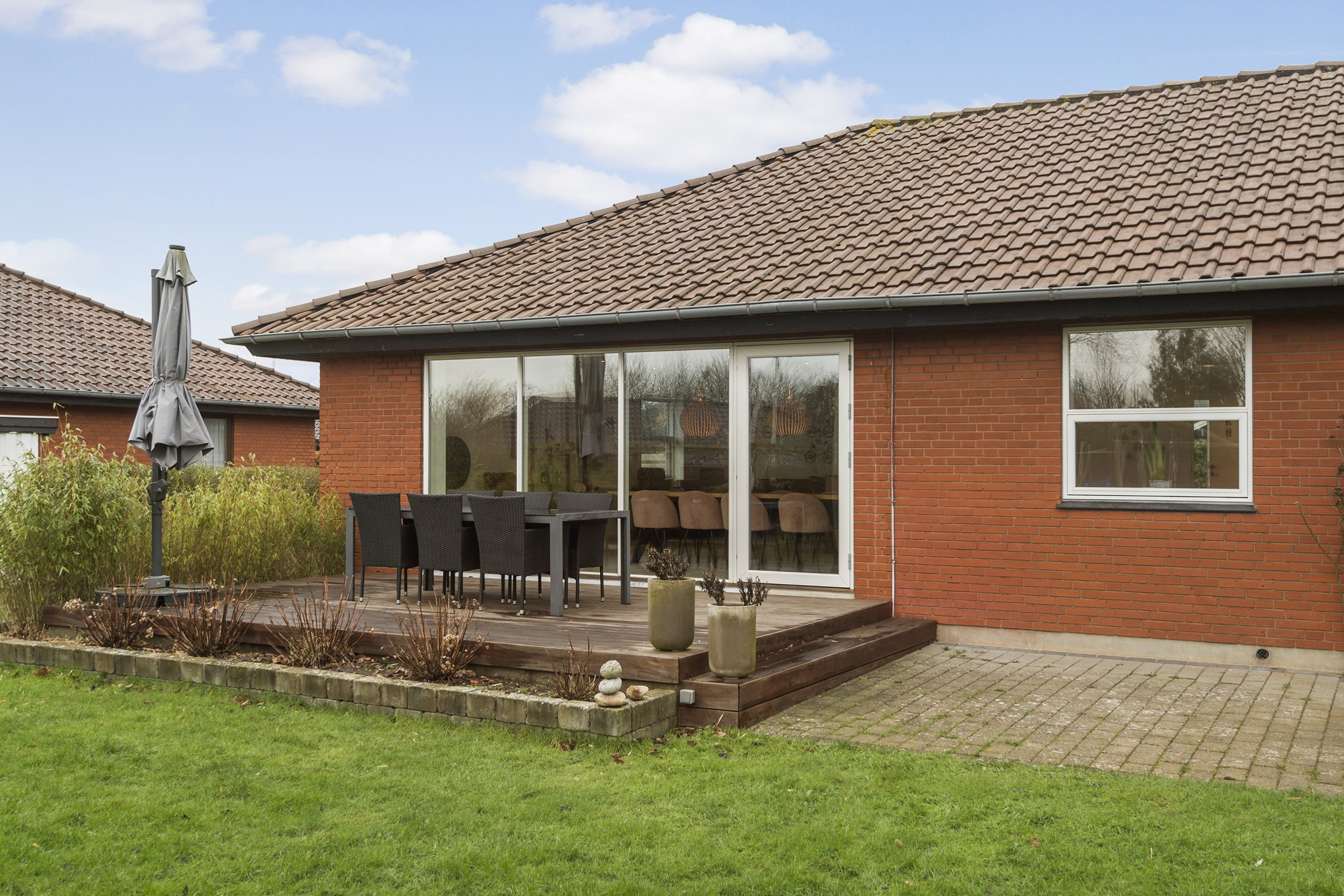 Fremhævet ejendommen billede i fuldskærmstilstand. Billede af Slåenvej 93, 6715 Esbjerg N