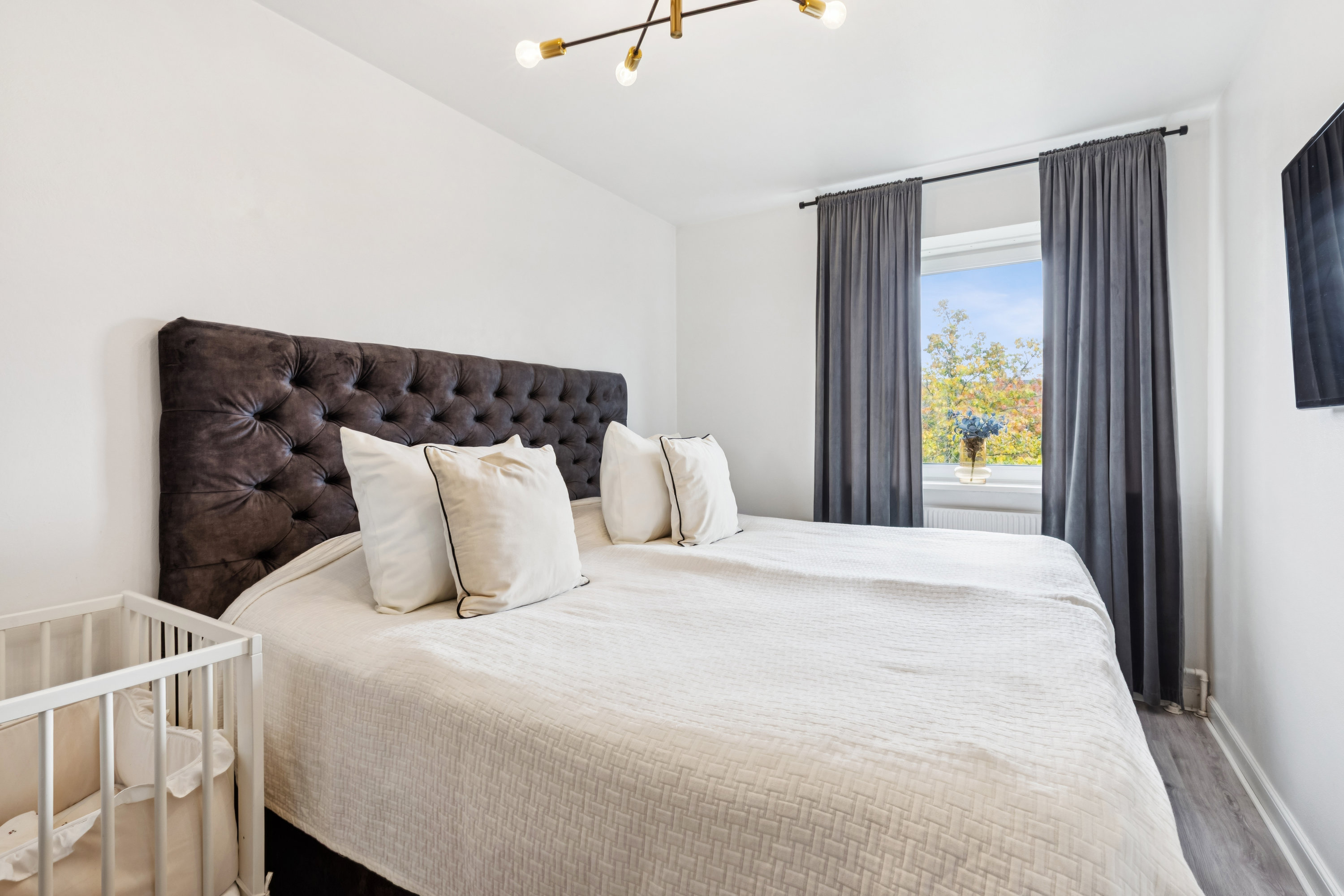 Fremhævet værelse billede i fuldskærmstilstand. Billede af Lindevangshusene 64, 2. th., 2630 Taastrup