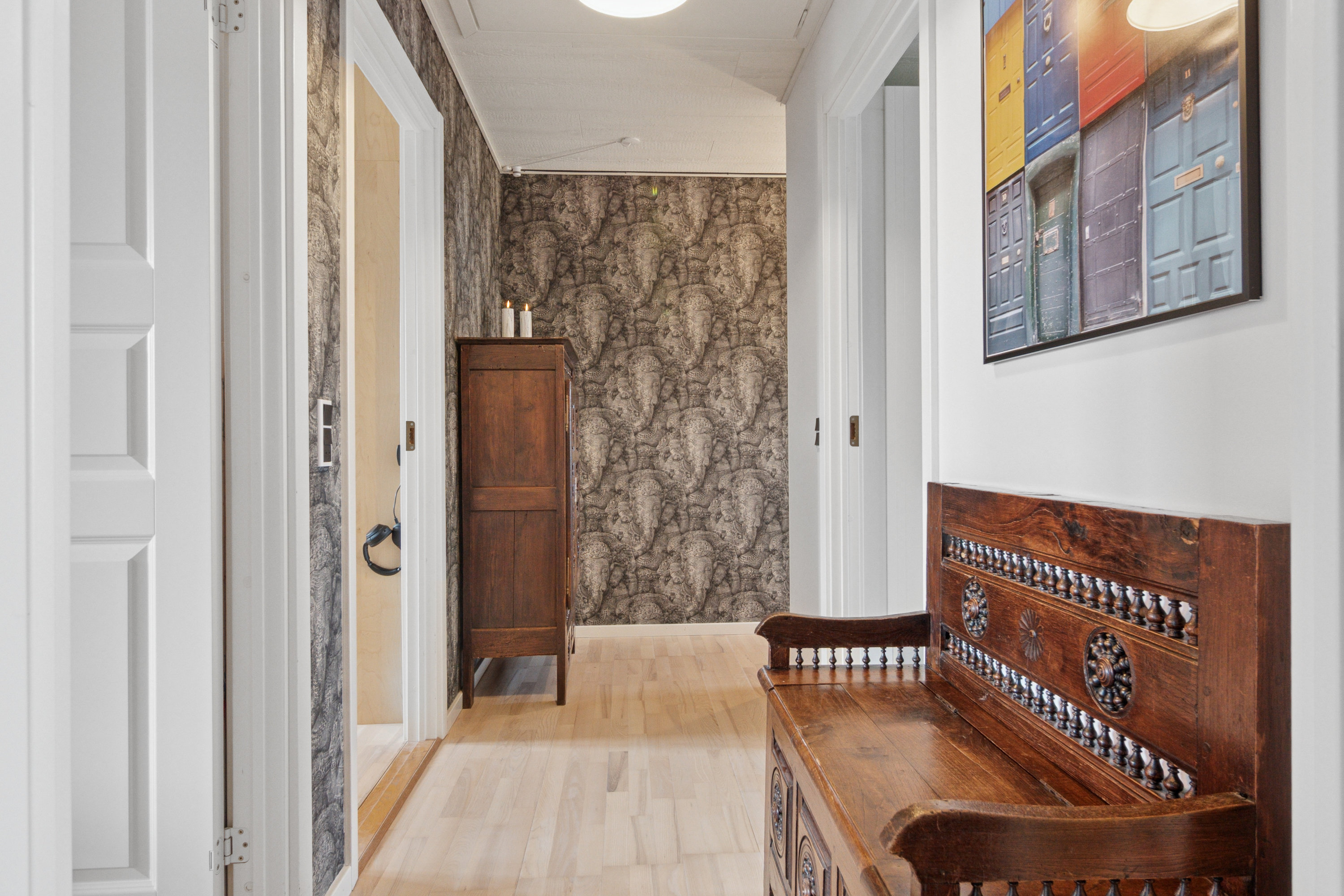 Fremhævet gang billede i fuldskærmstilstand. Billede af Valmuebakken 21, 2625 Vallensbæk