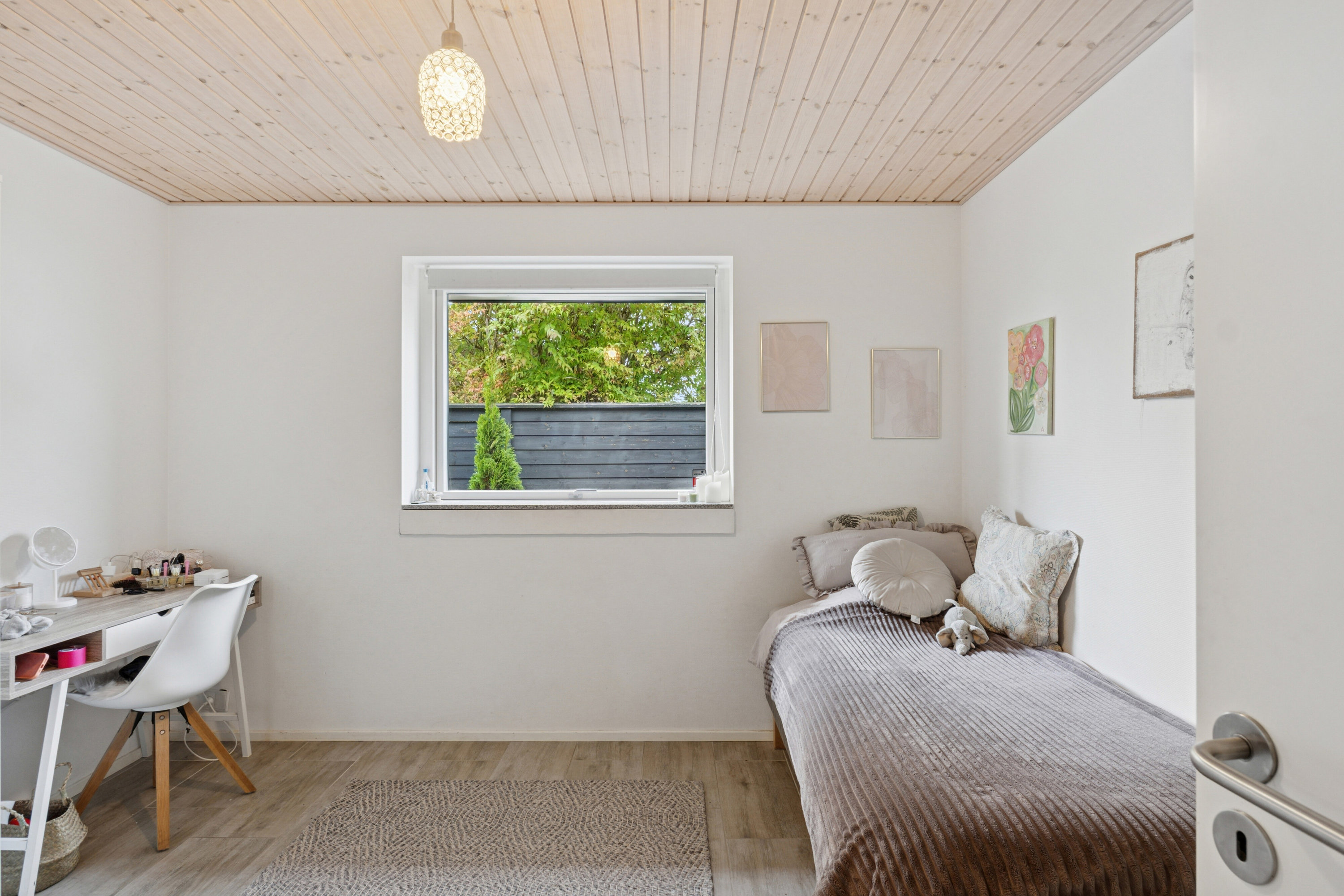 Fremhævet soveværelse billede i fuldskærmstilstand. Billede af Ejstrupvej 4, 2650 Hvidovre