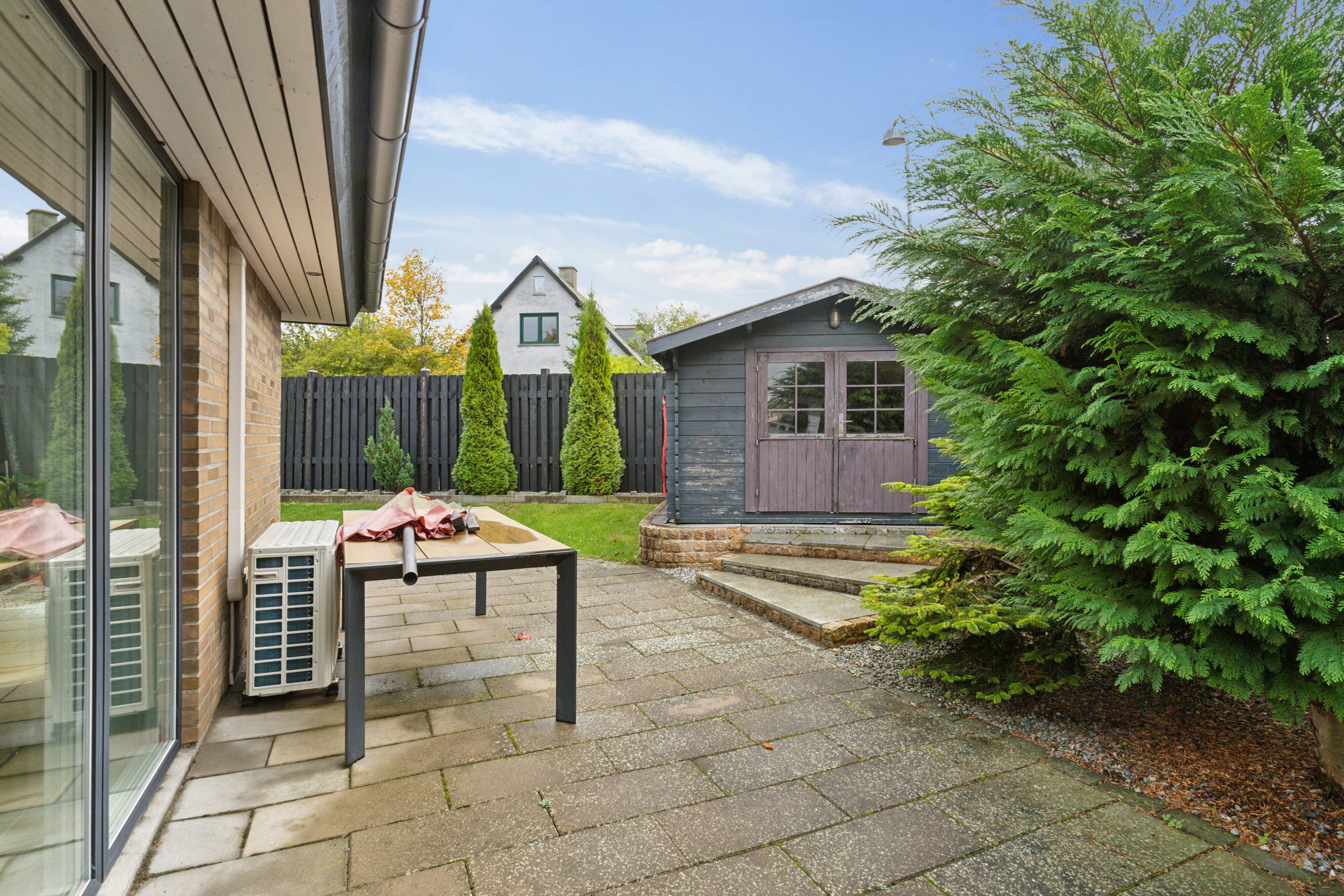 Fremhævet terrasse billede i fuldskærmstilstand. Billede af Ejstrupvej 4, 2650 Hvidovre