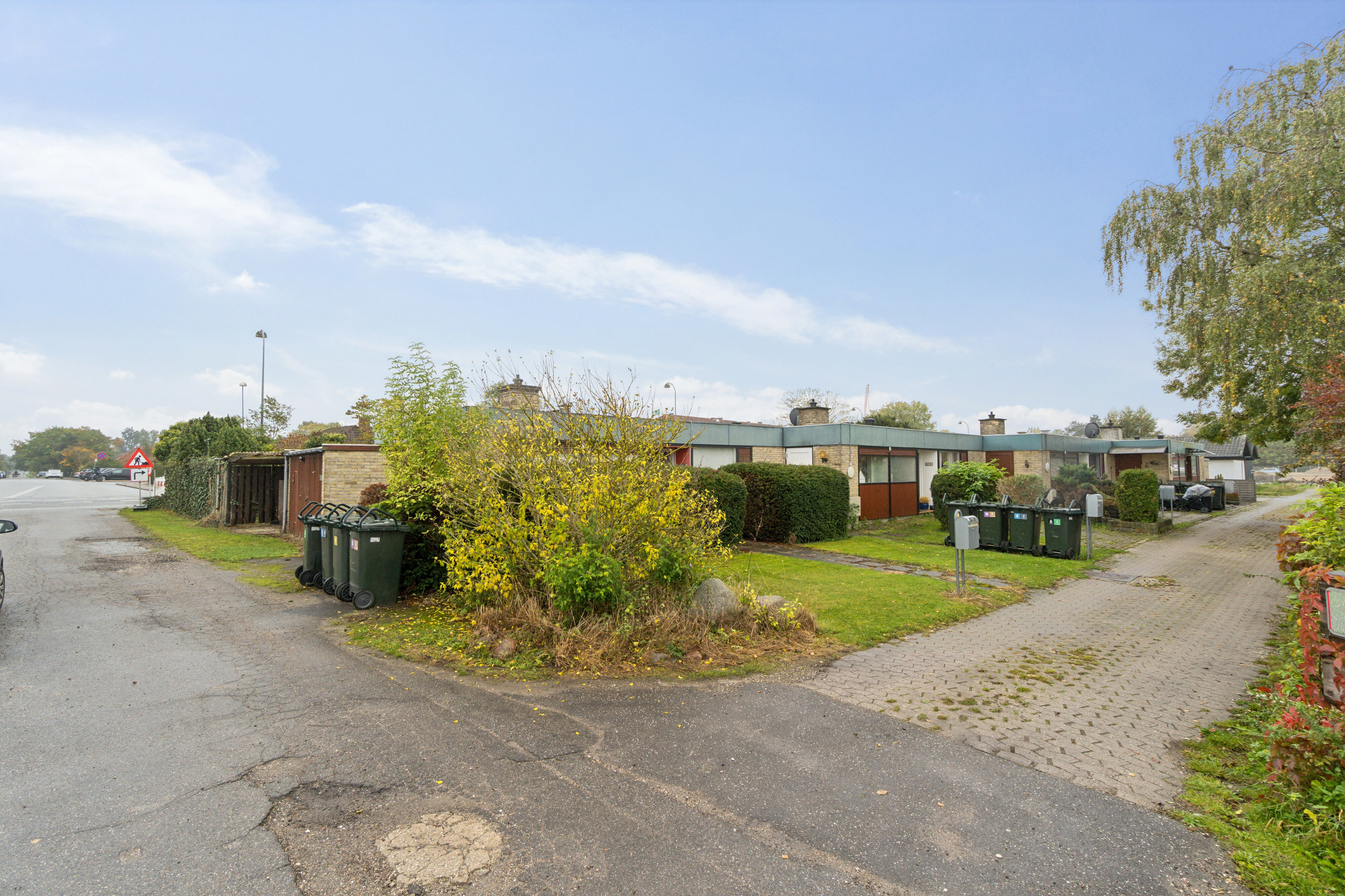 Fremhævet udendørs billede i fuldskærmstilstand. Billede af Brostykkevej 198C, 2650 Hvidovre