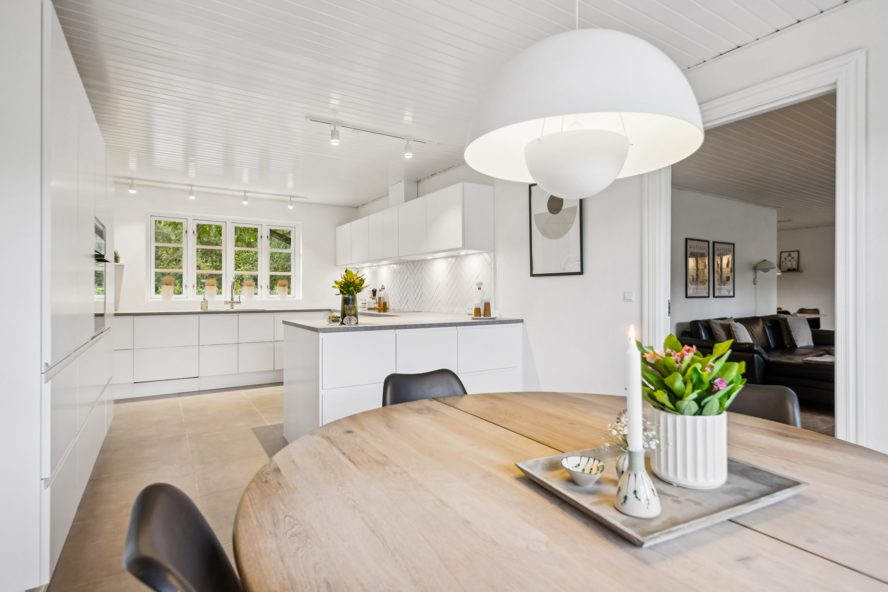 Fremhævet køkken billede i fuldskærmstilstand. Billede af Røde Hedevej 91, Kaas, 9490 Pandrup