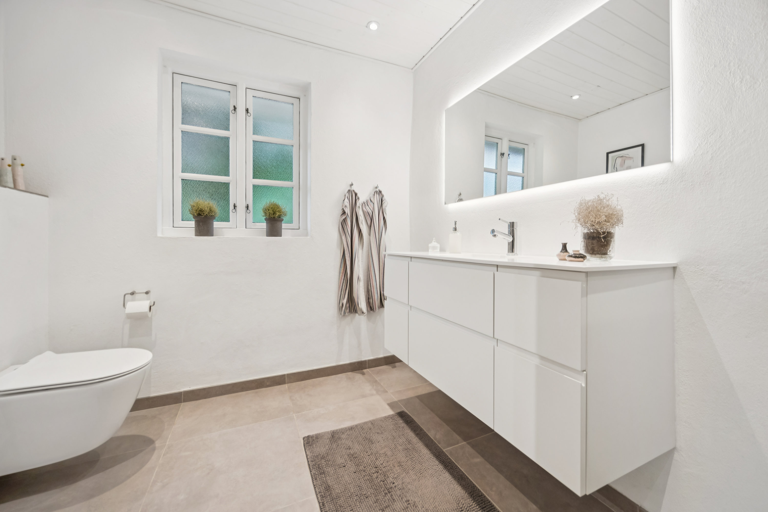 Fremhævet badeværelse billede i fuldskærmstilstand. Billede af Røde Hedevej 91, Kaas, 9490 Pandrup