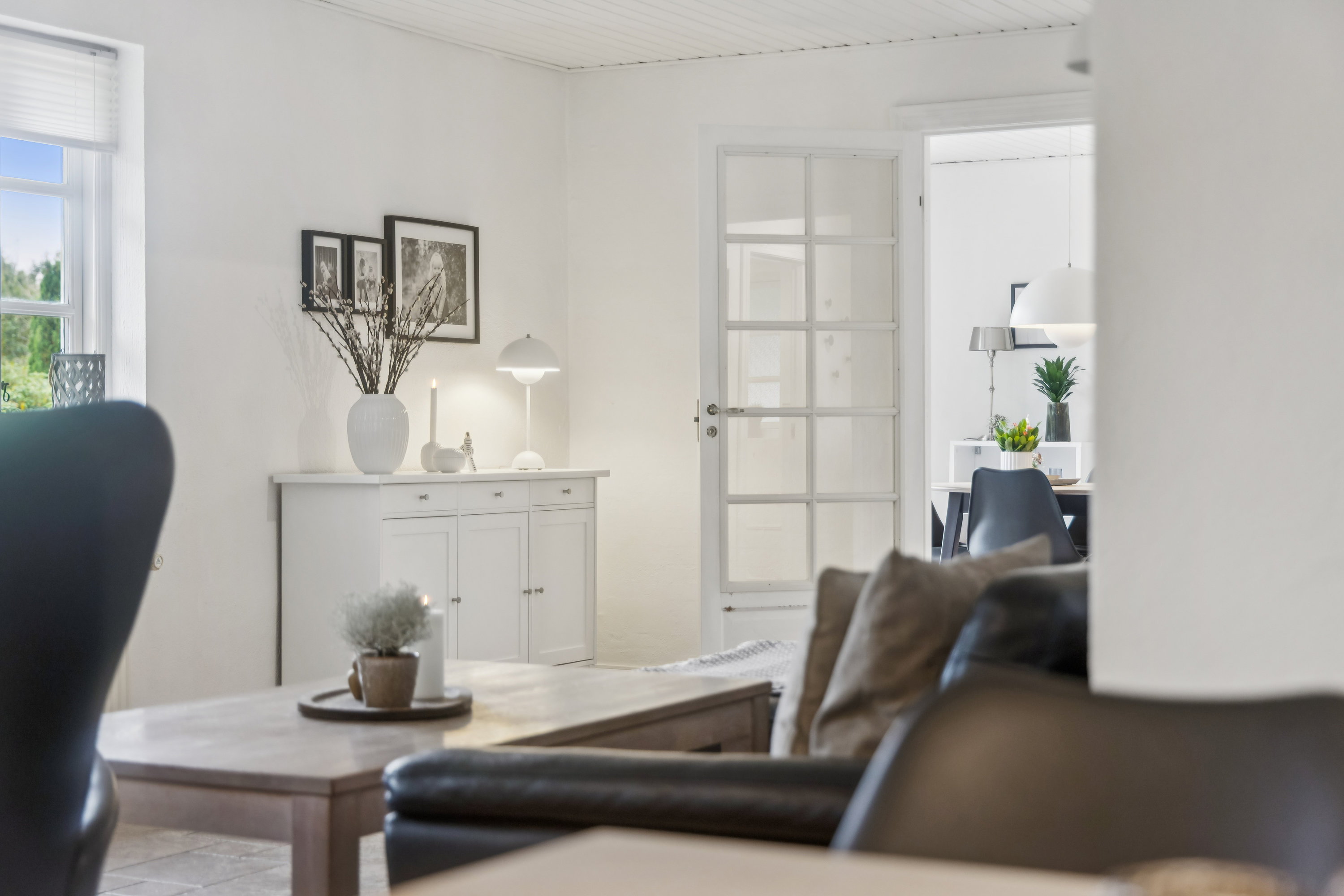 Fremhævet stue billede i fuldskærmstilstand. Billede af Røde Hedevej 91, Kaas, 9490 Pandrup