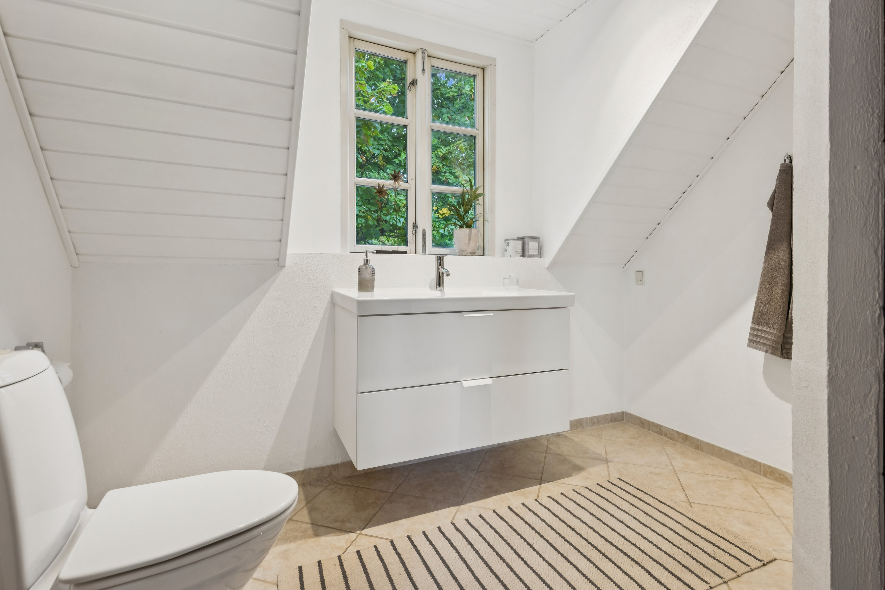 Fremhævet badeværelse billede i fuldskærmstilstand. Billede af Røde Hedevej 91, Kaas, 9490 Pandrup