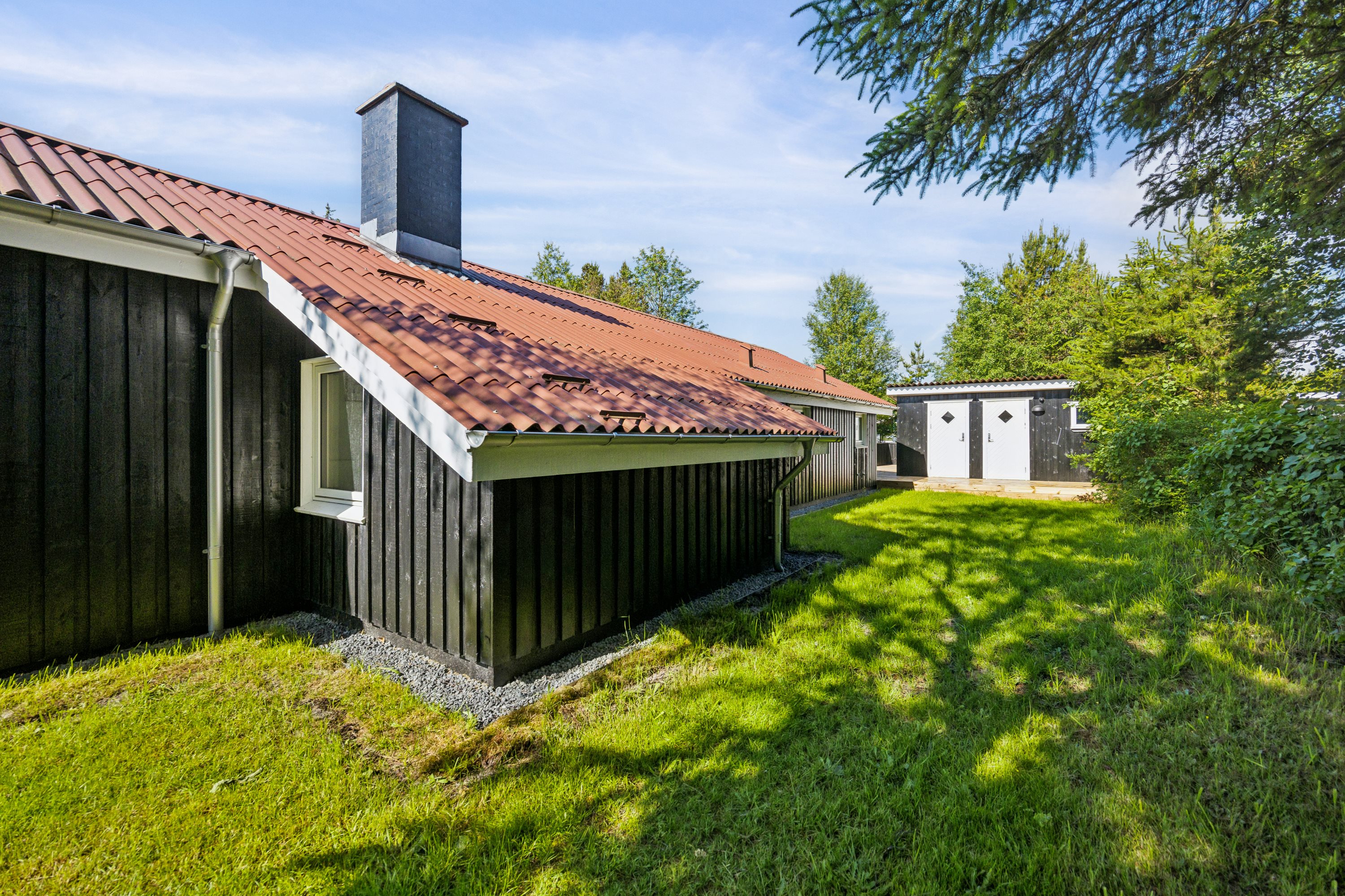 Fremhævet ejendom 1 billede i fuldskærmstilstand. Billede af Koralvej 17, Hou, 9370 Hals