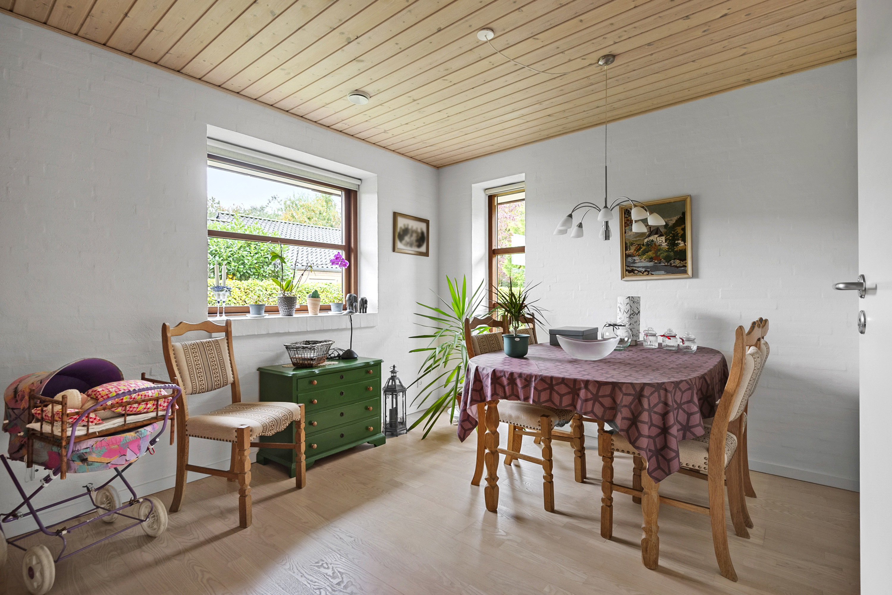 Fremhævet spisekøkken billede i fuldskærmstilstand. Billede af Sletten 106, 6800 Varde