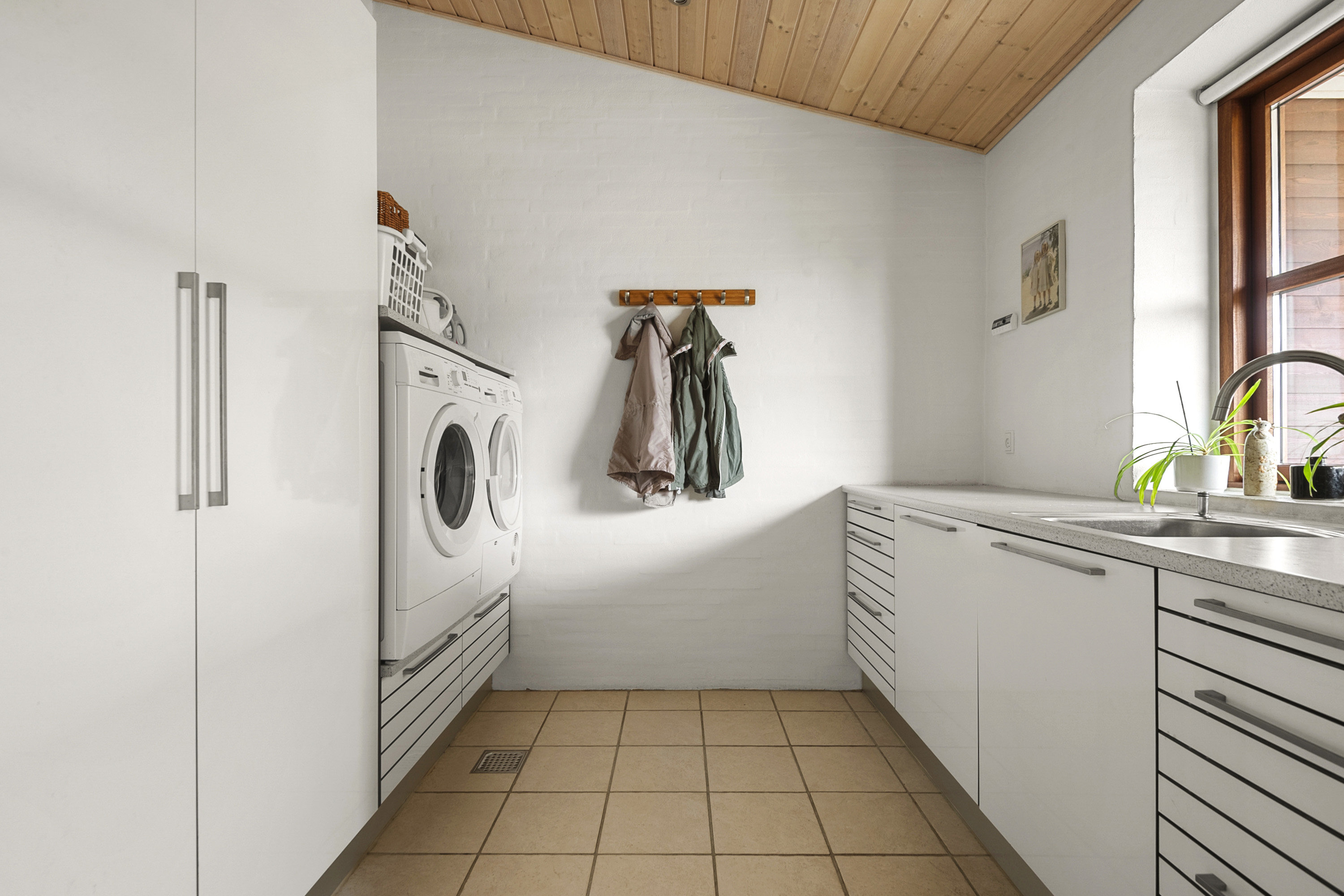 Fremhævet værelse billede i fuldskærmstilstand. Billede af Sletten 106, 6800 Varde