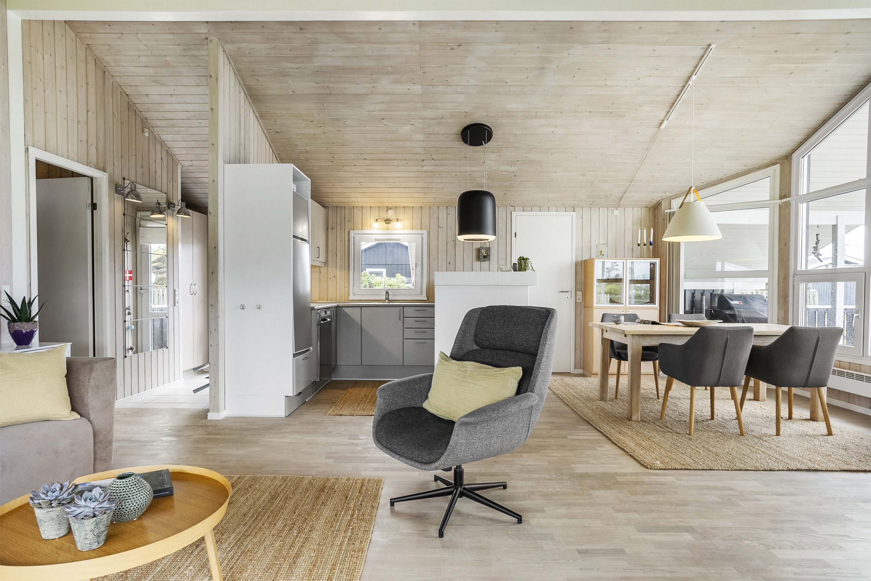 Fremhævet stue billede i fuldskærmstilstand. Billede af Mågevej 22, Furreby, 9480 Løkken