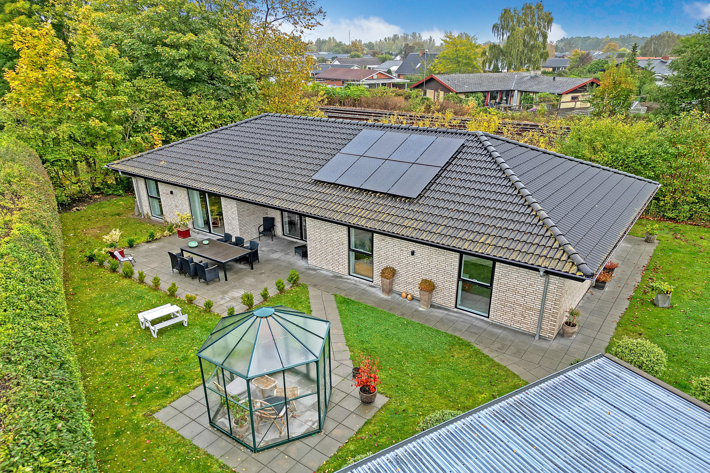 Fremhævet luftfoto billede i fuldskærmstilstand. Billede af Elmevej 1C, 4622 Havdrup