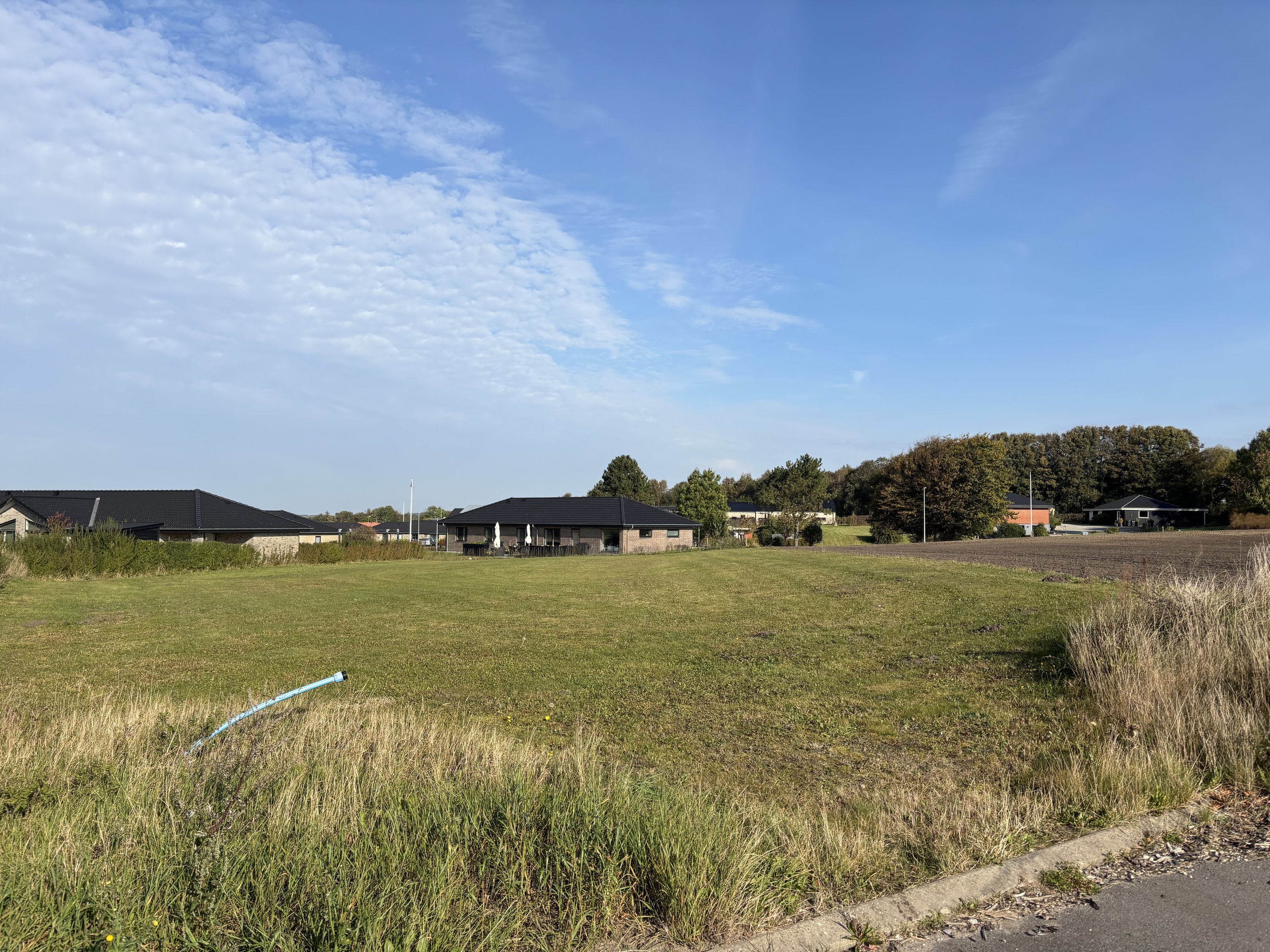 Miniaturebillede 1: grund. Billede af Cirkelslaget 42, Øster Hornum, 9530 Støvring