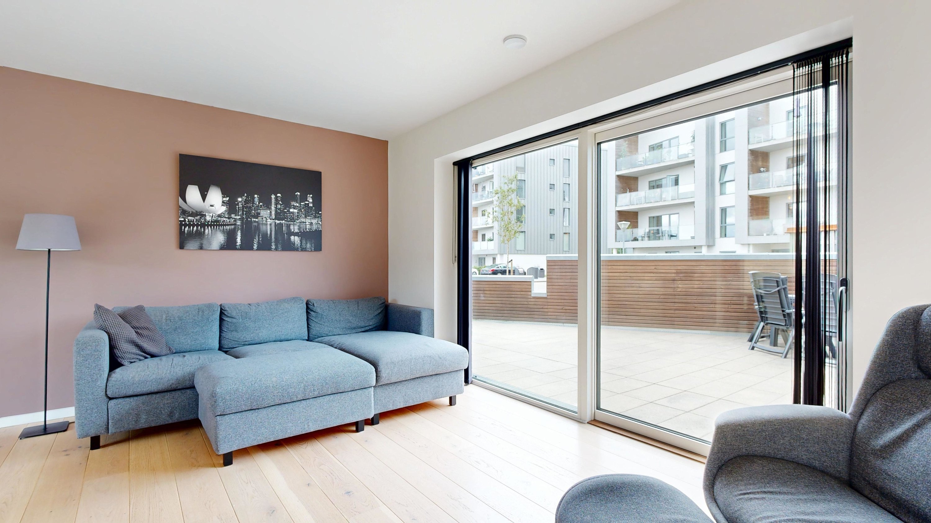 Fremhævet stue billede i fuldskærmstilstand. Billede af Søbyen 1, 8660 Skanderborg