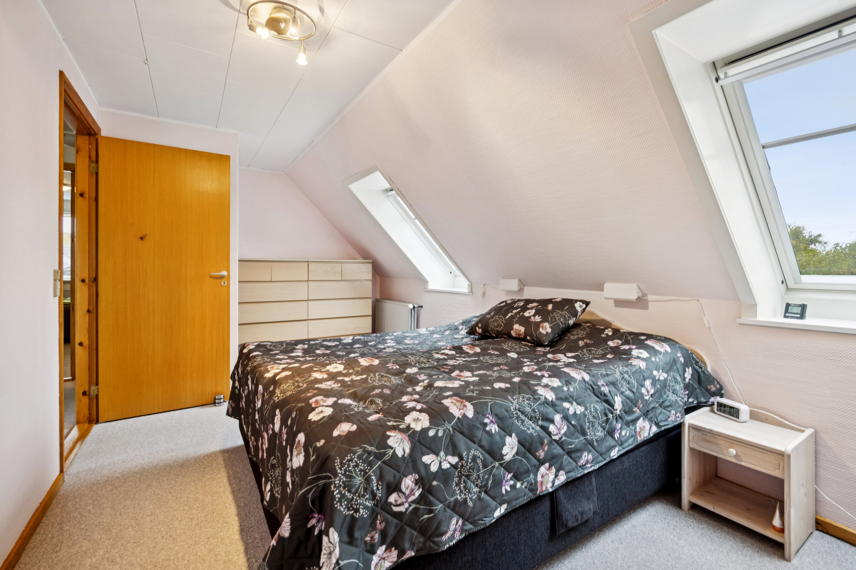 Fremhævet værelse billede i fuldskærmstilstand. Billede af Toftesvinget 1, 9440 Aabybro