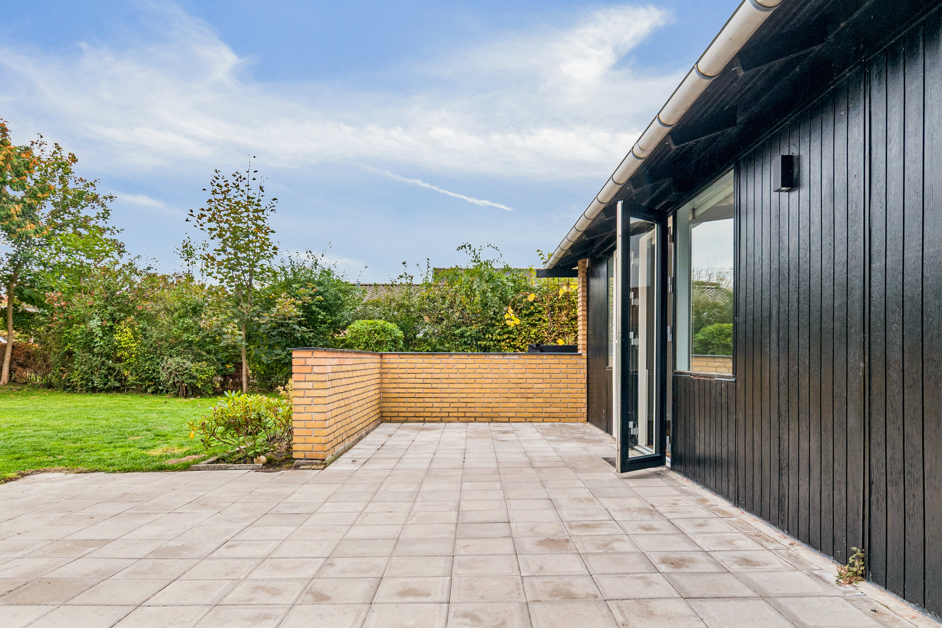 Fremhævet terrasse billede i fuldskærmstilstand. Billede af Ryvej 7, 2791 Dragør