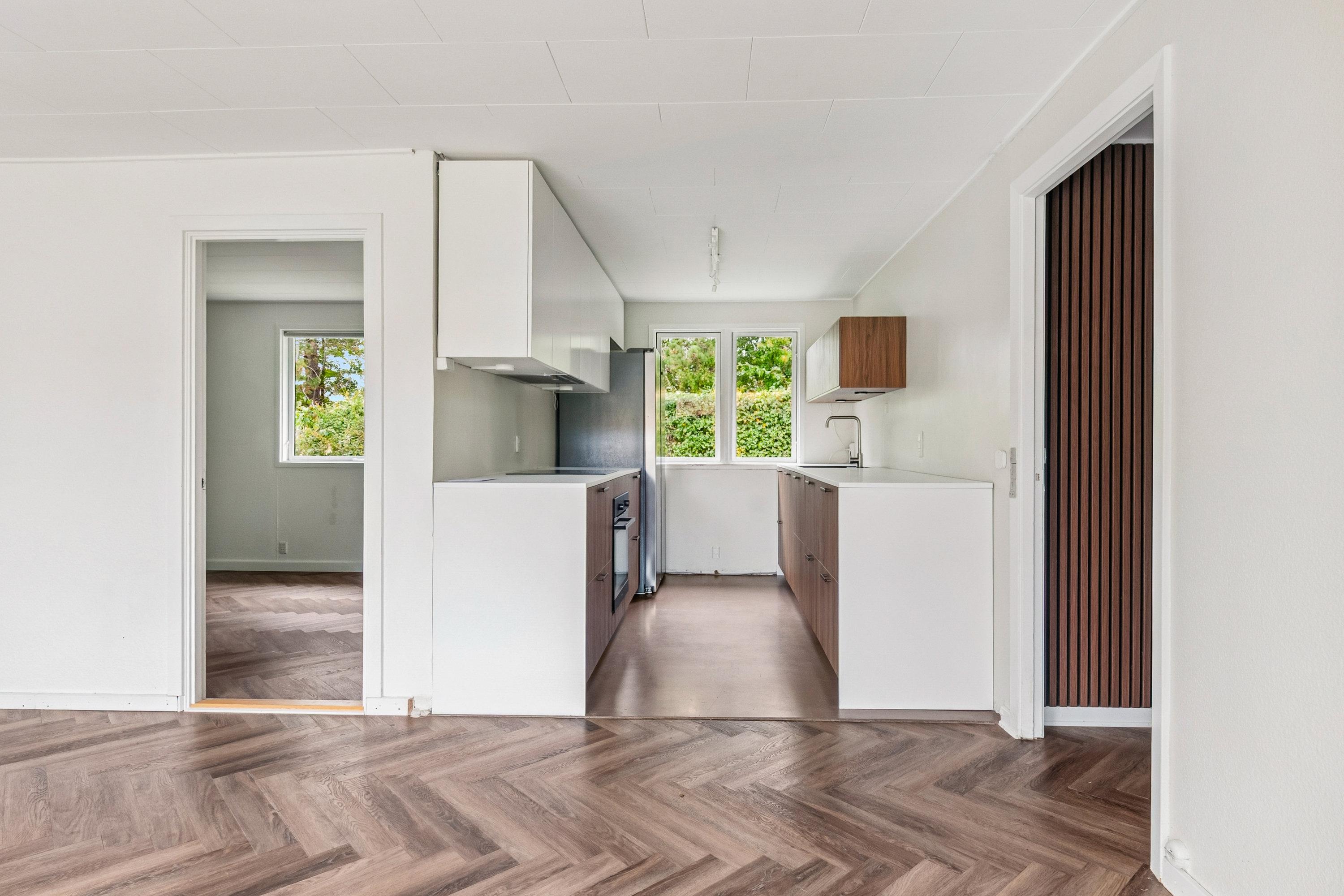 Miniaturebillede 2: køkken. Billede af Ryvej 7, 2791 Dragør