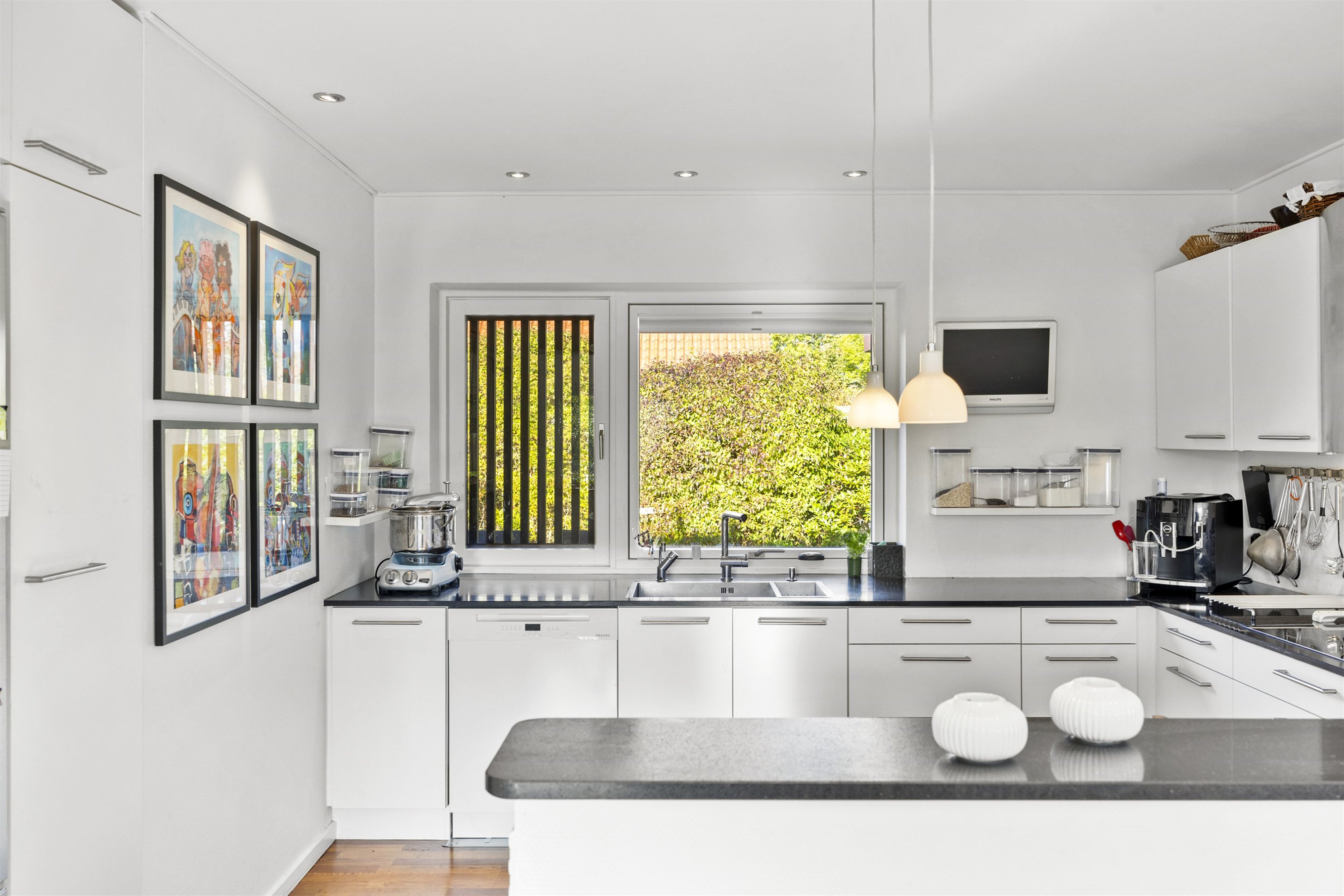 Fremhævet andet billede i fuldskærmstilstand. Billede af Ericavej 170, 2820 Gentofte