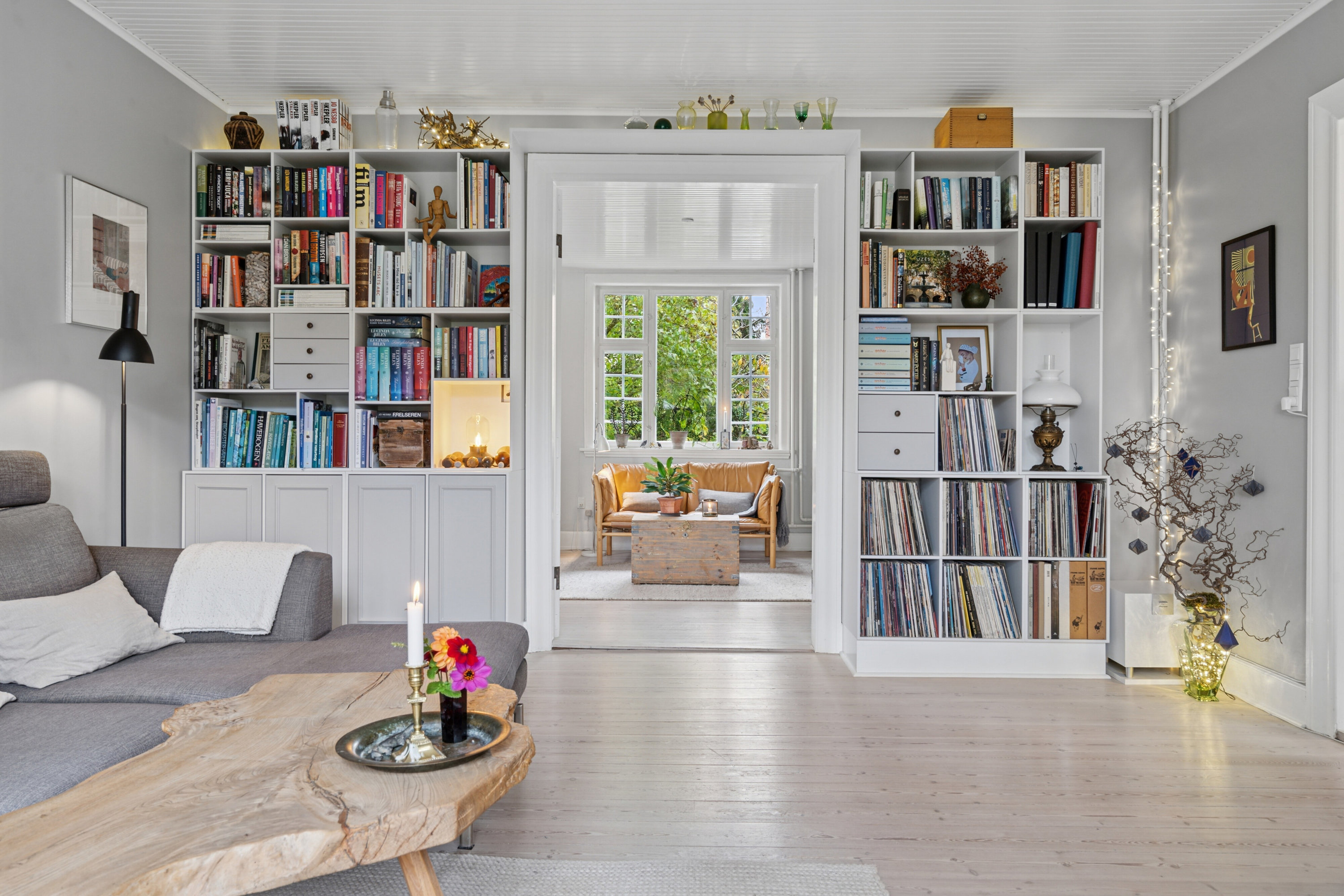 Fremhævet stue billede i fuldskærmstilstand. Billede af Holmegaardsvej 14, Fensmark, 4684 Holmegaard