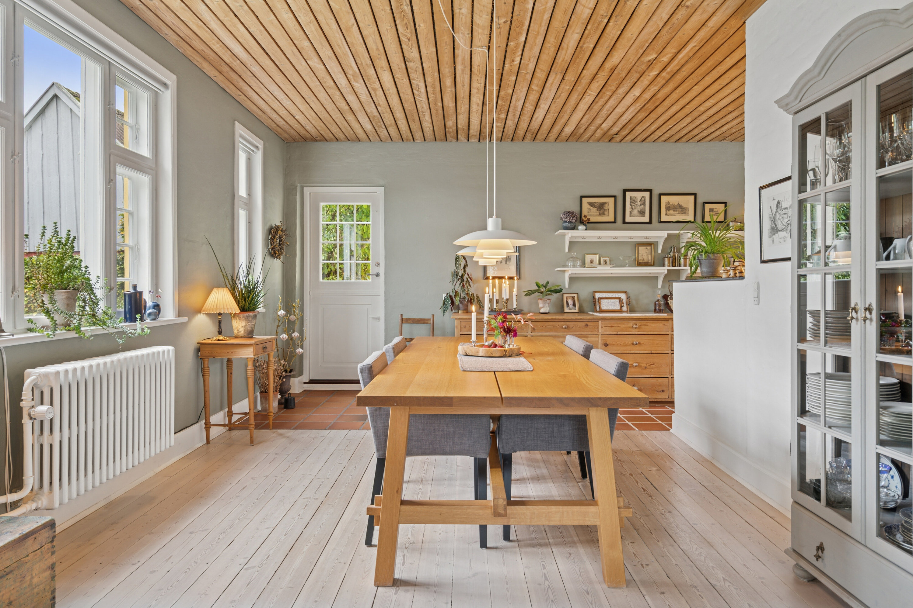 Fremhævet spisestue billede i fuldskærmstilstand. Billede af Holmegaardsvej 14, Fensmark, 4684 Holmegaard