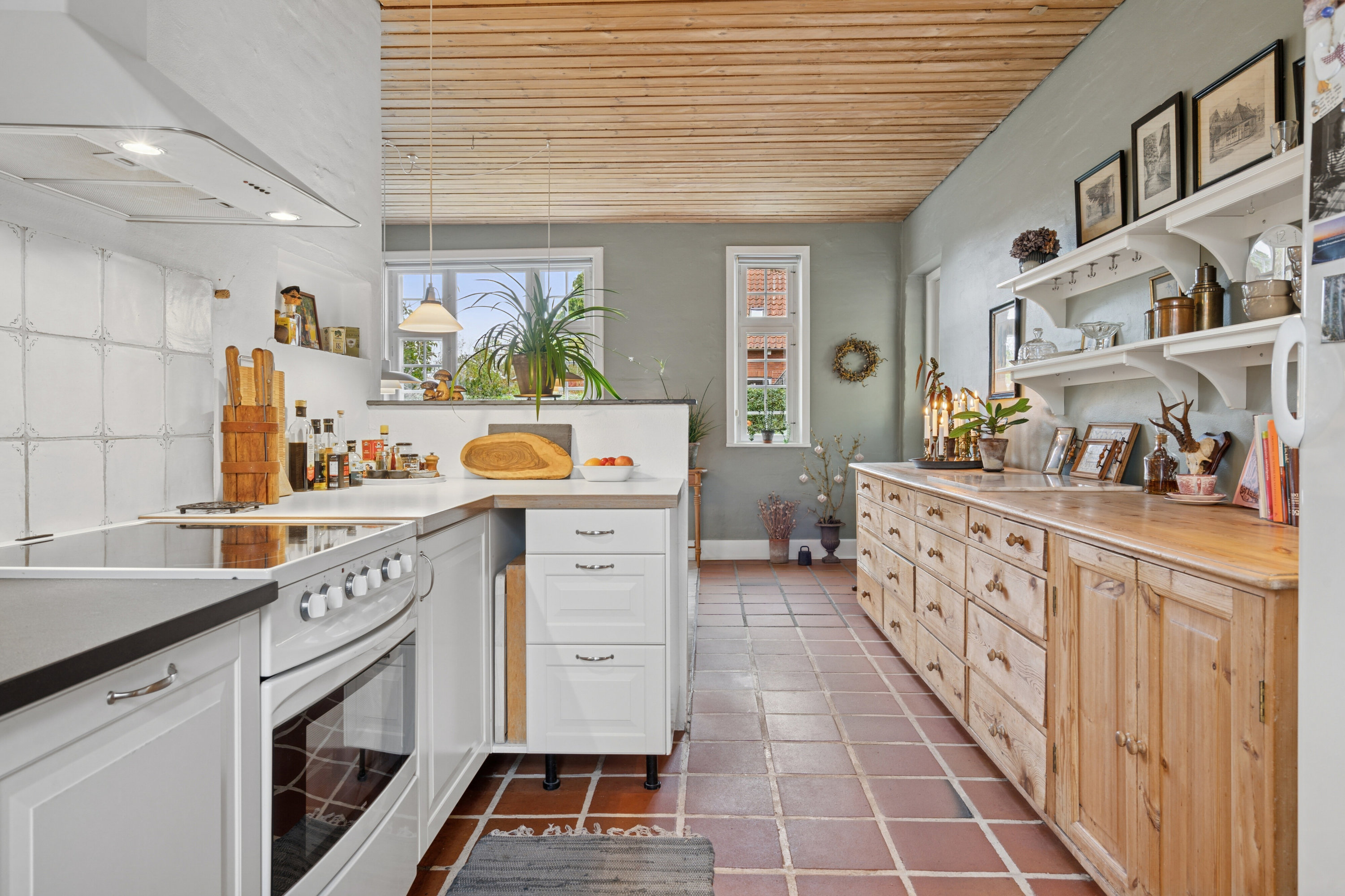 Fremhævet køkken billede i fuldskærmstilstand. Billede af Holmegaardsvej 14, Fensmark, 4684 Holmegaard