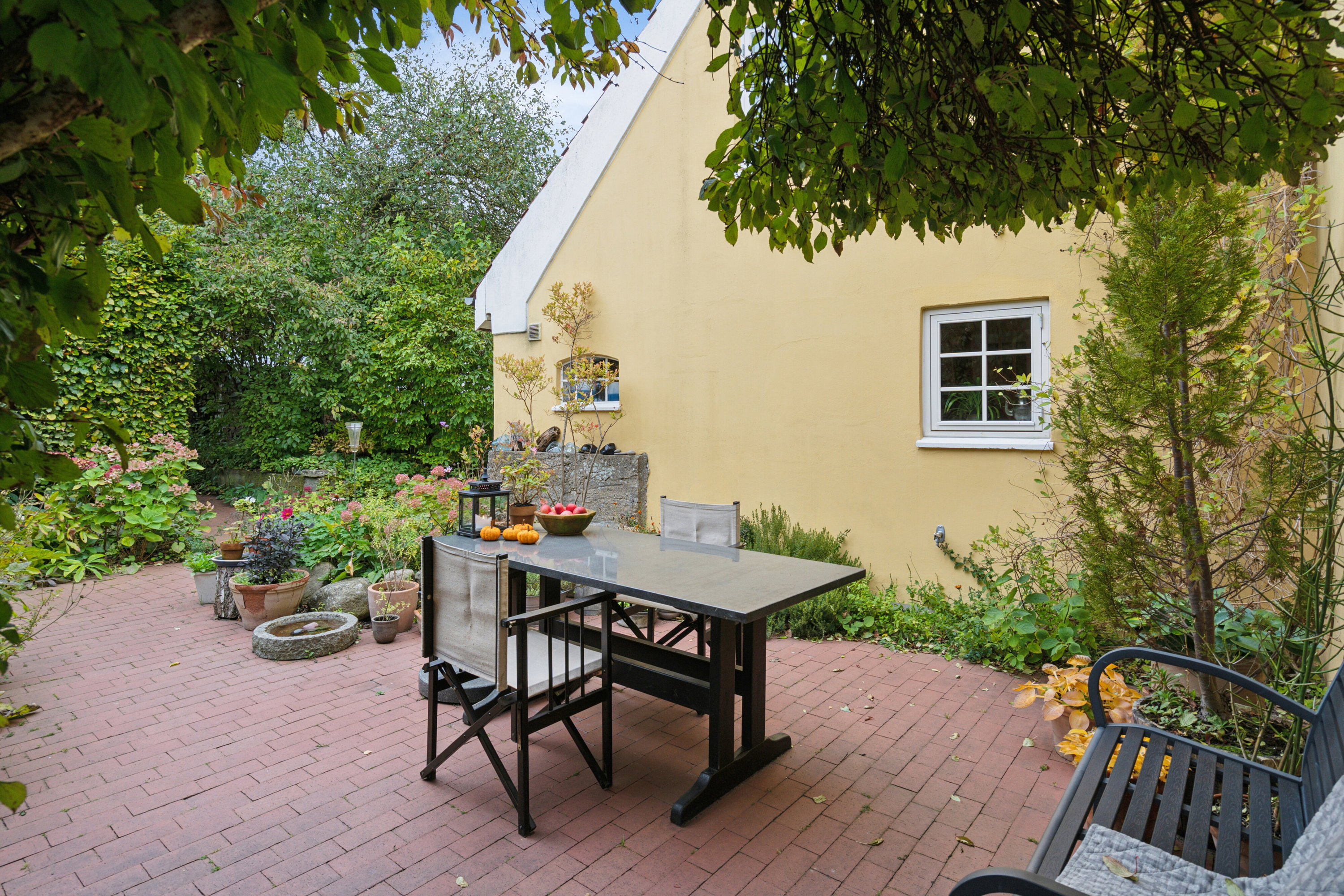 Fremhævet terrasse billede i fuldskærmstilstand. Billede af Holmegaardsvej 14, Fensmark, 4684 Holmegaard