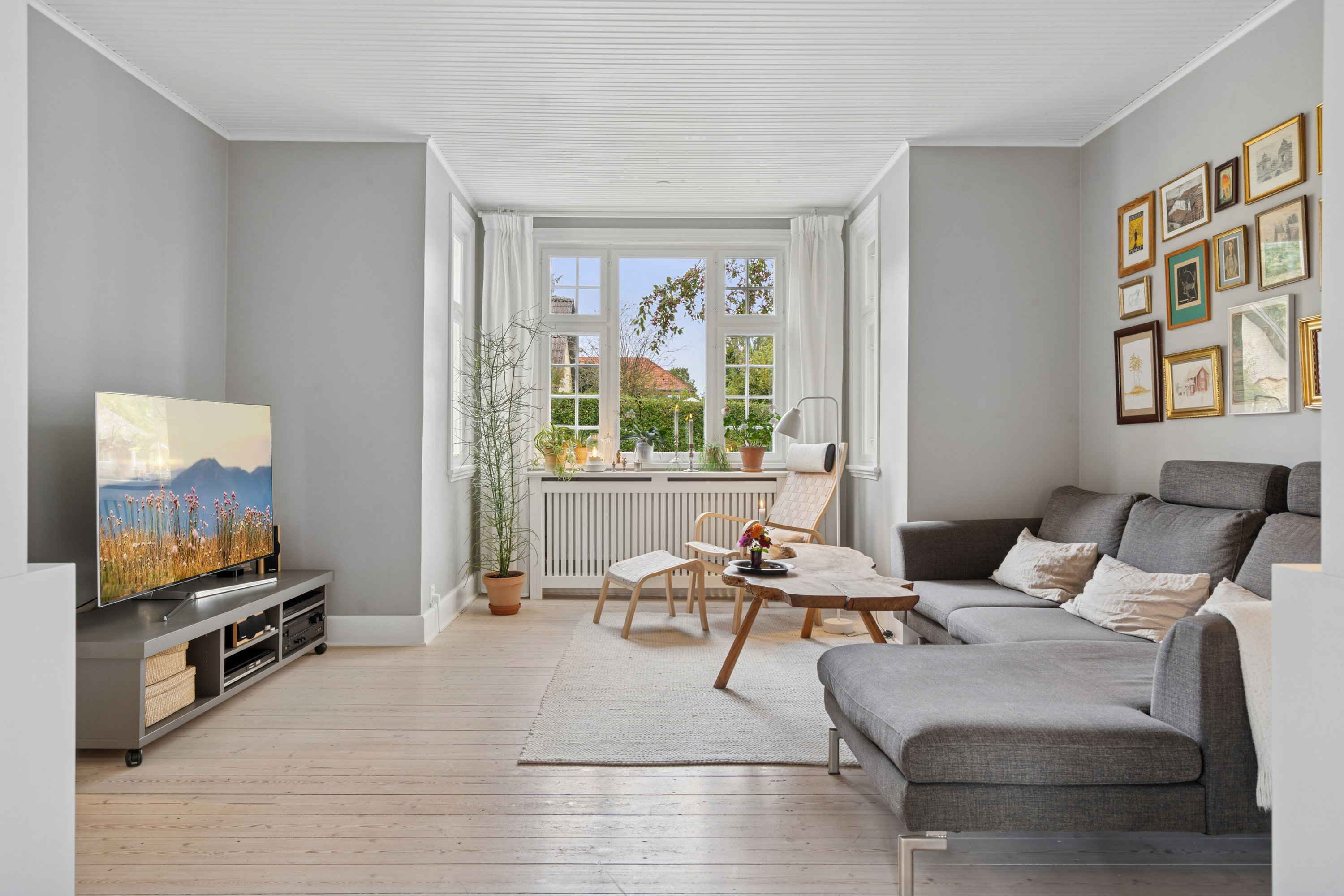 Fremhævet stue billede i fuldskærmstilstand. Billede af Holmegaardsvej 14, Fensmark, 4684 Holmegaard