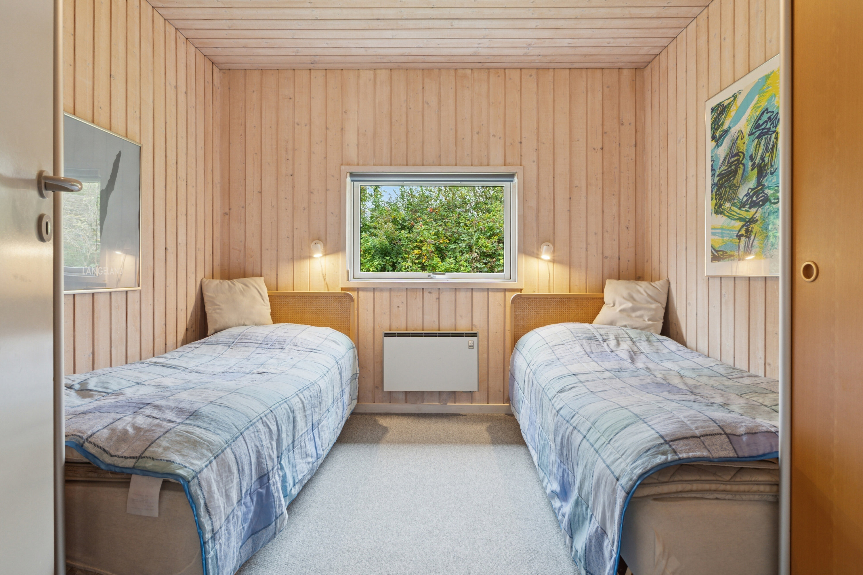 Fremhævet soveværelse billede i fuldskærmstilstand. Billede af Rønnevænget 4, Hesselbjerg, 5932 Humble