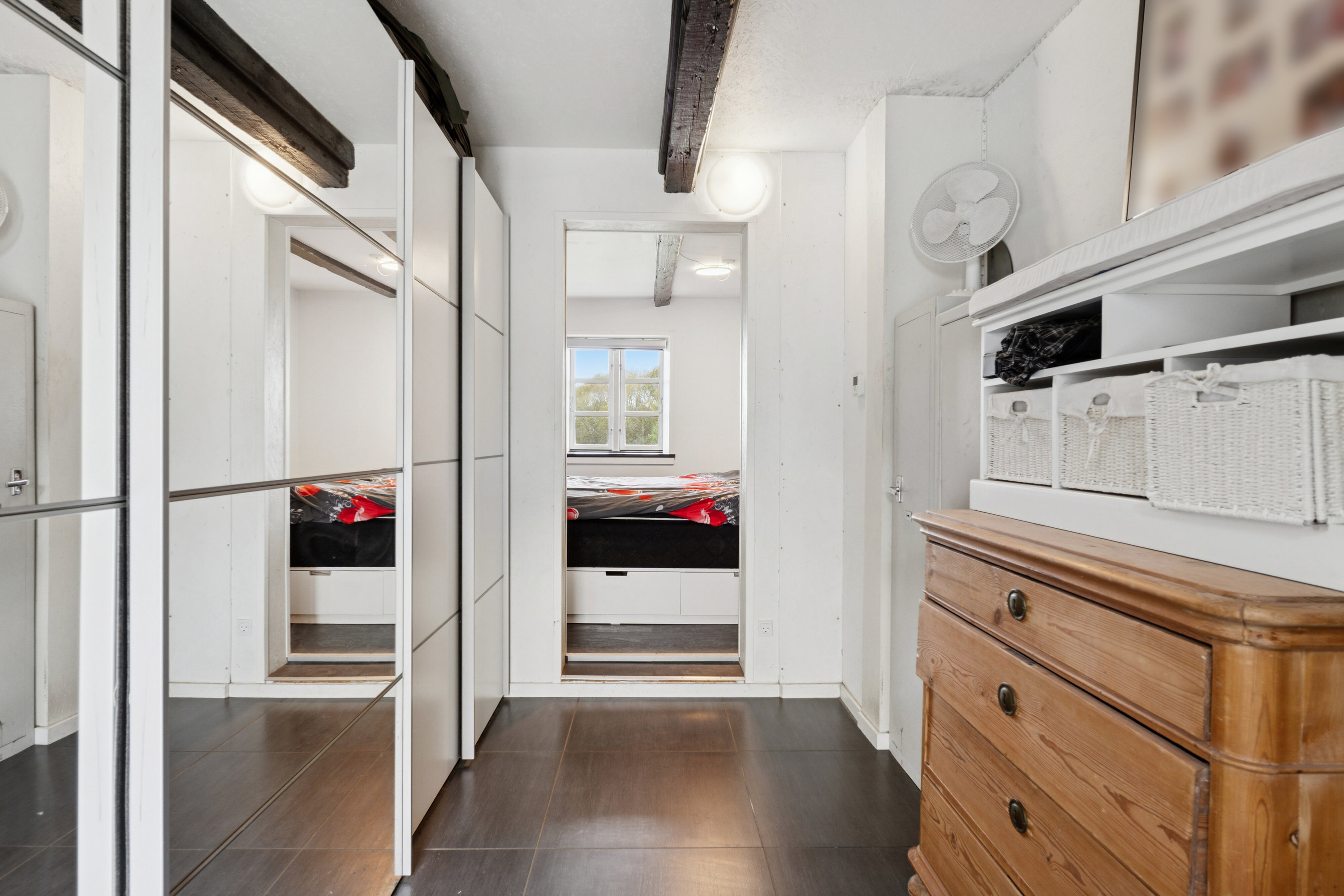 Fremhævet gang billede i fuldskærmstilstand. Billede af Løgeskov 64A, 5771 Stenstrup